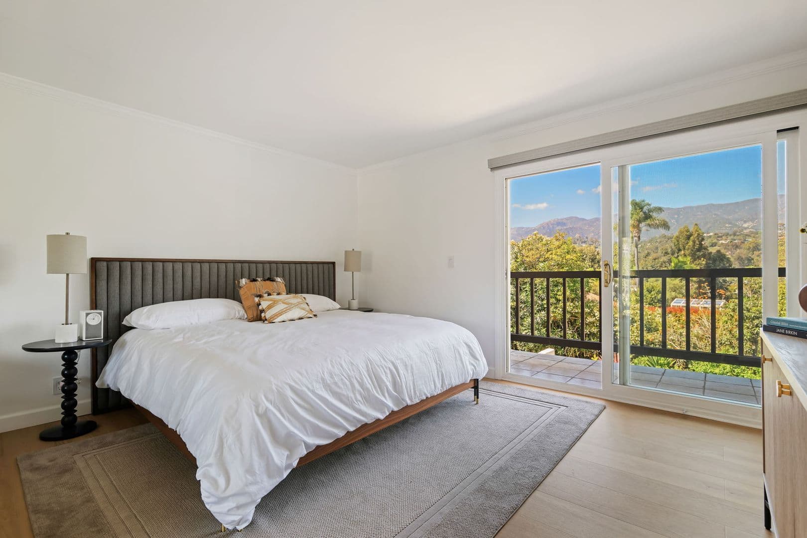 Montecito House: 1034 Fairway Road