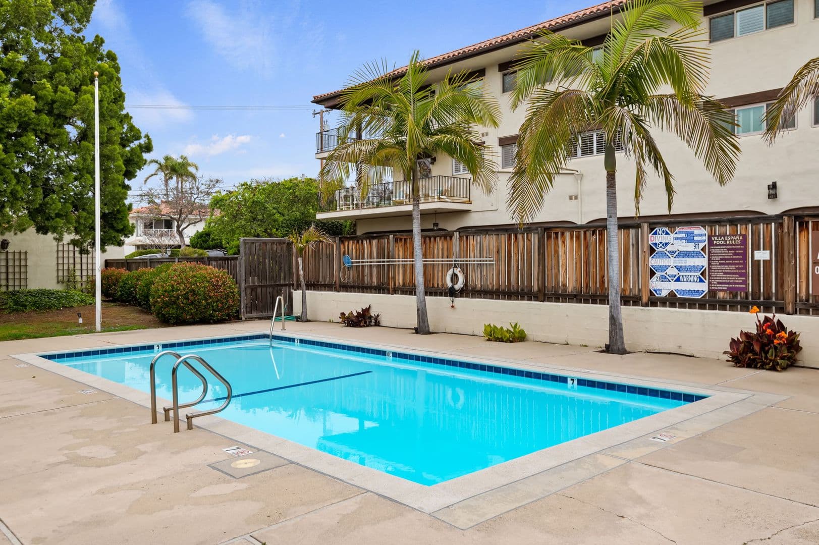 Santa Barbara House: 2525 State Street Unit 15