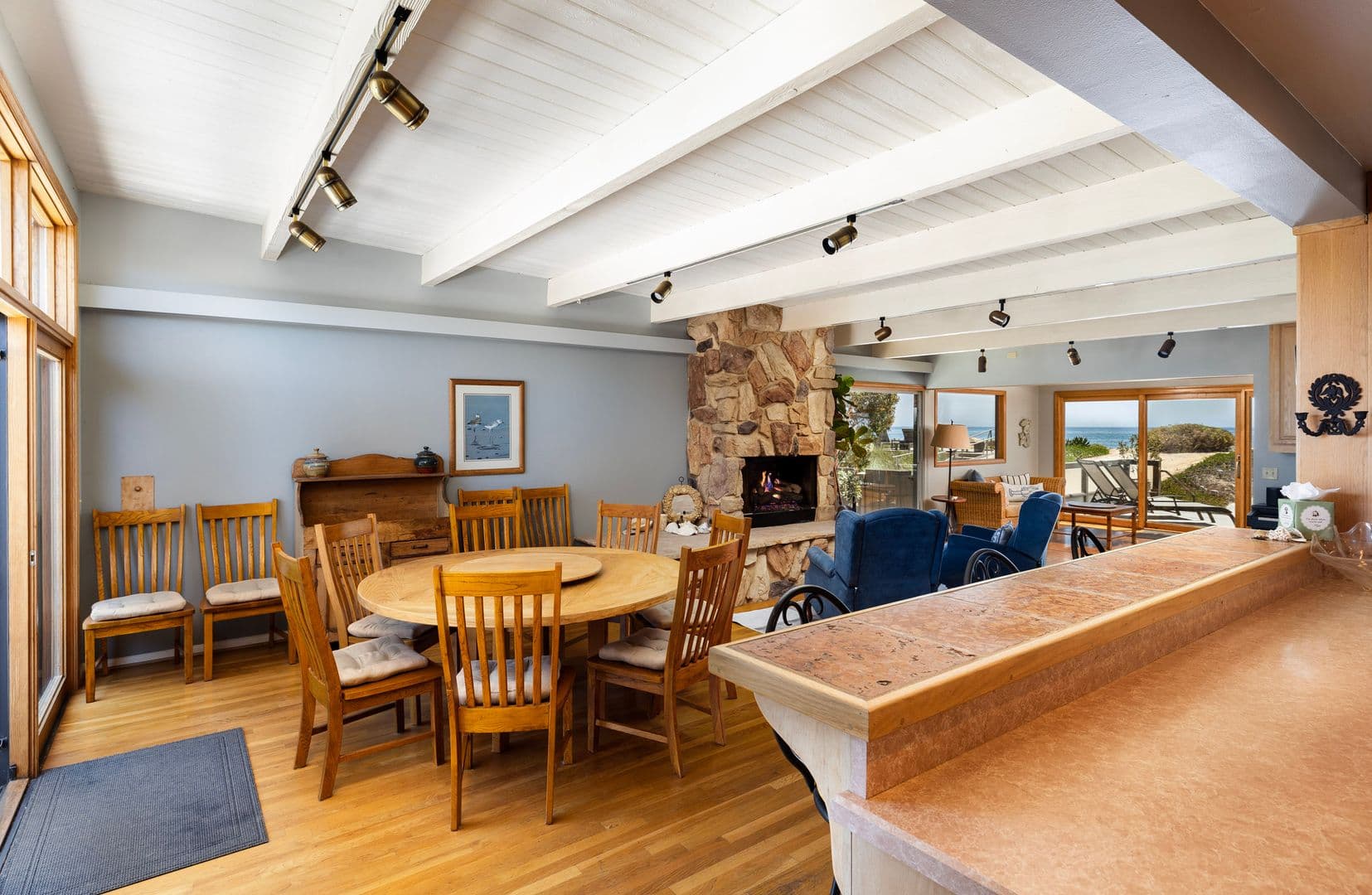 Carpinteria House: 4499 Del Mar Avenue
