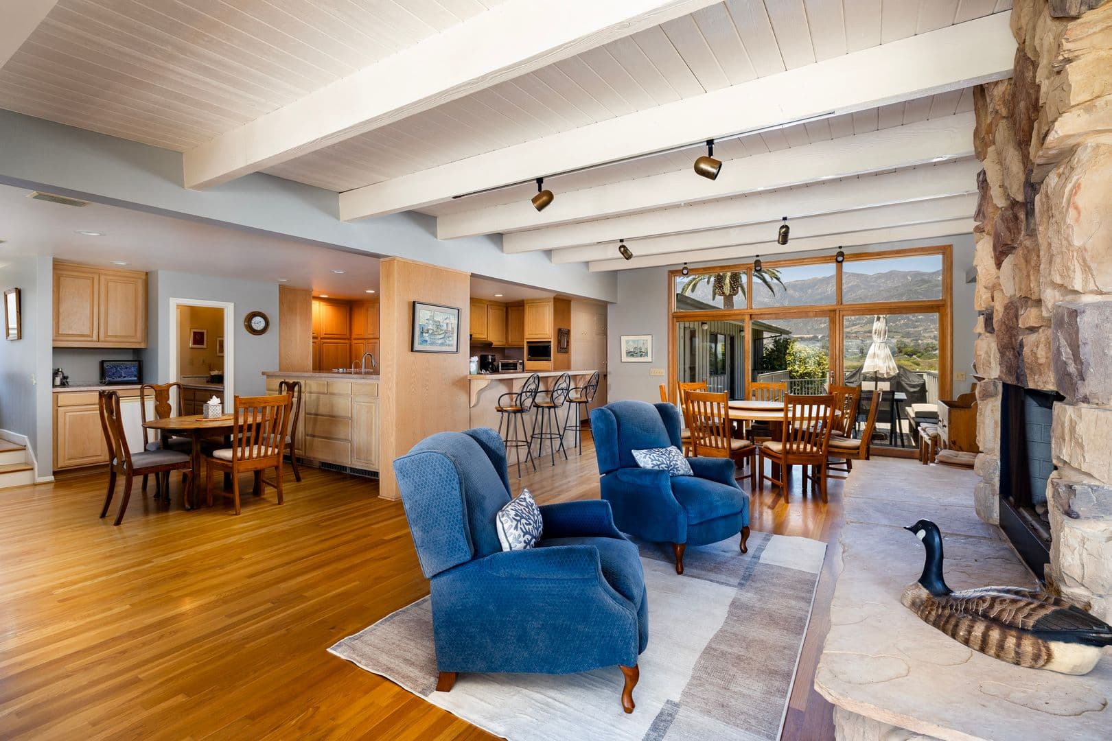 Carpinteria House: 4499 Del Mar Avenue