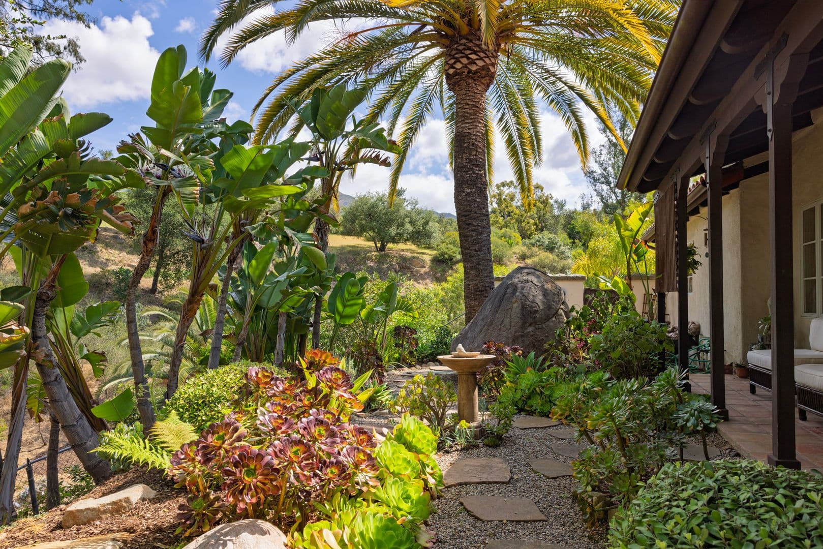 Montecito House: 655 Coyote Road