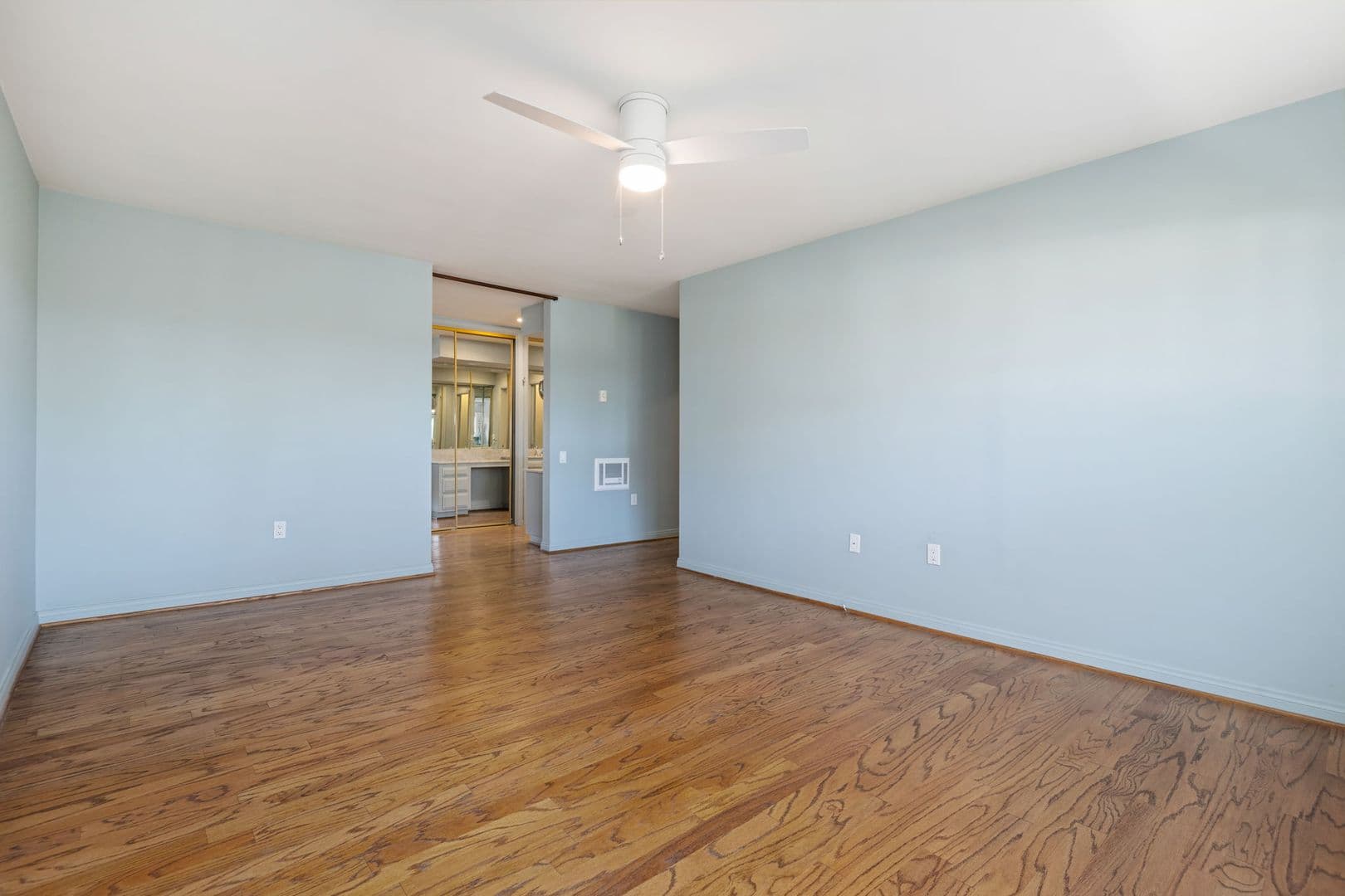 Santa Barbara House: 2525 State Street Unit 15