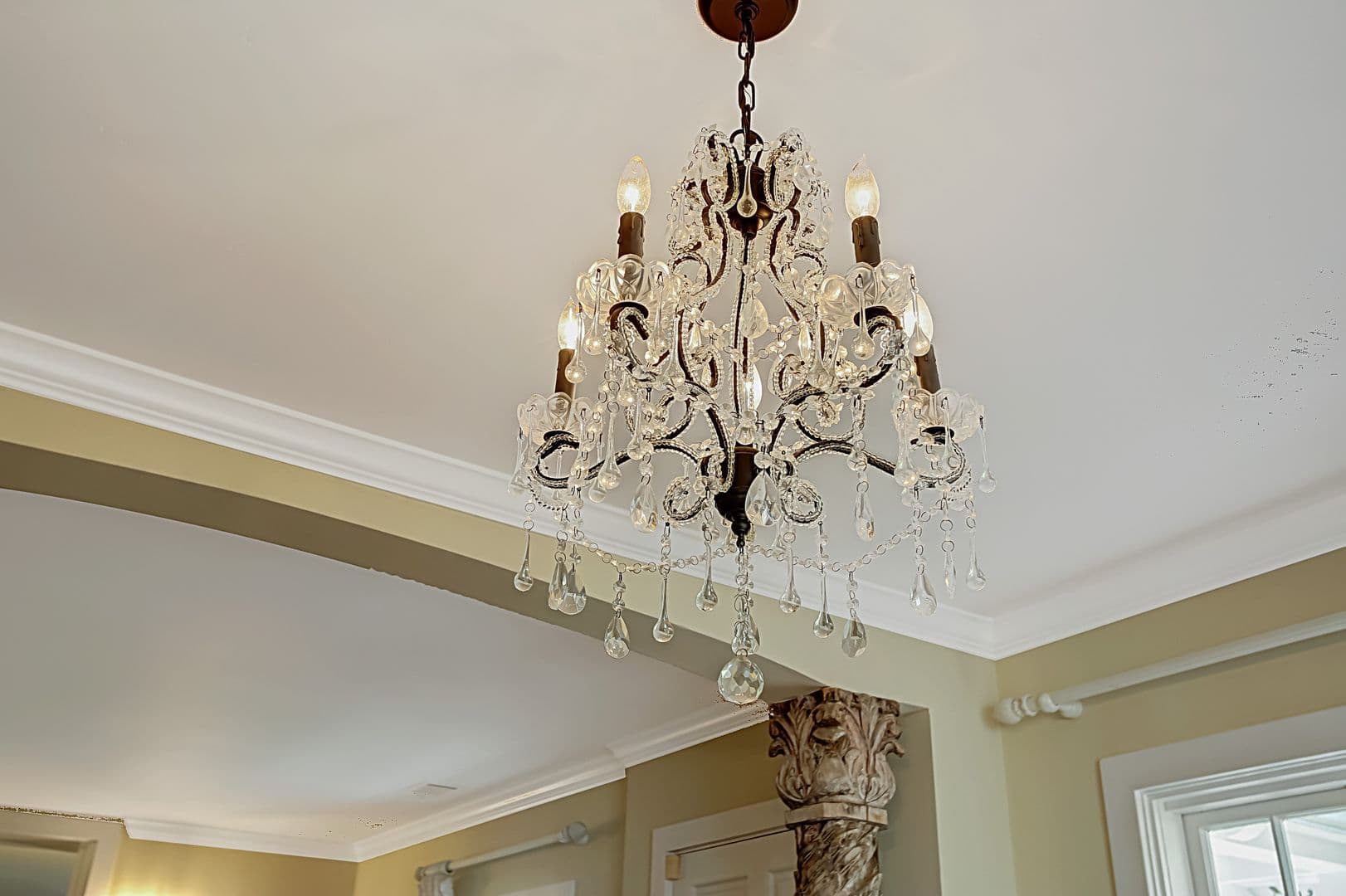 Santa Barbara House: 610 East Pedregosa Street