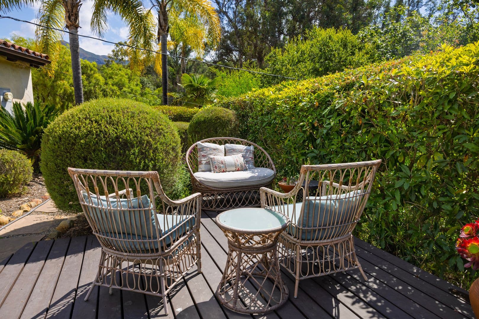 Montecito House: 655 Coyote Road