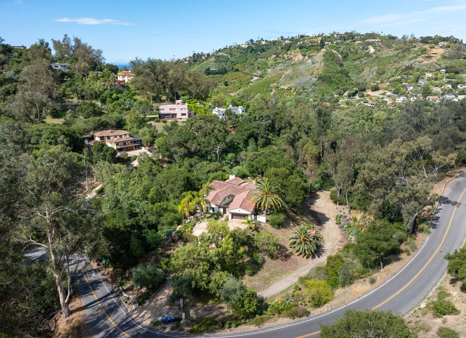 Montecito House: 655 Coyote Road
