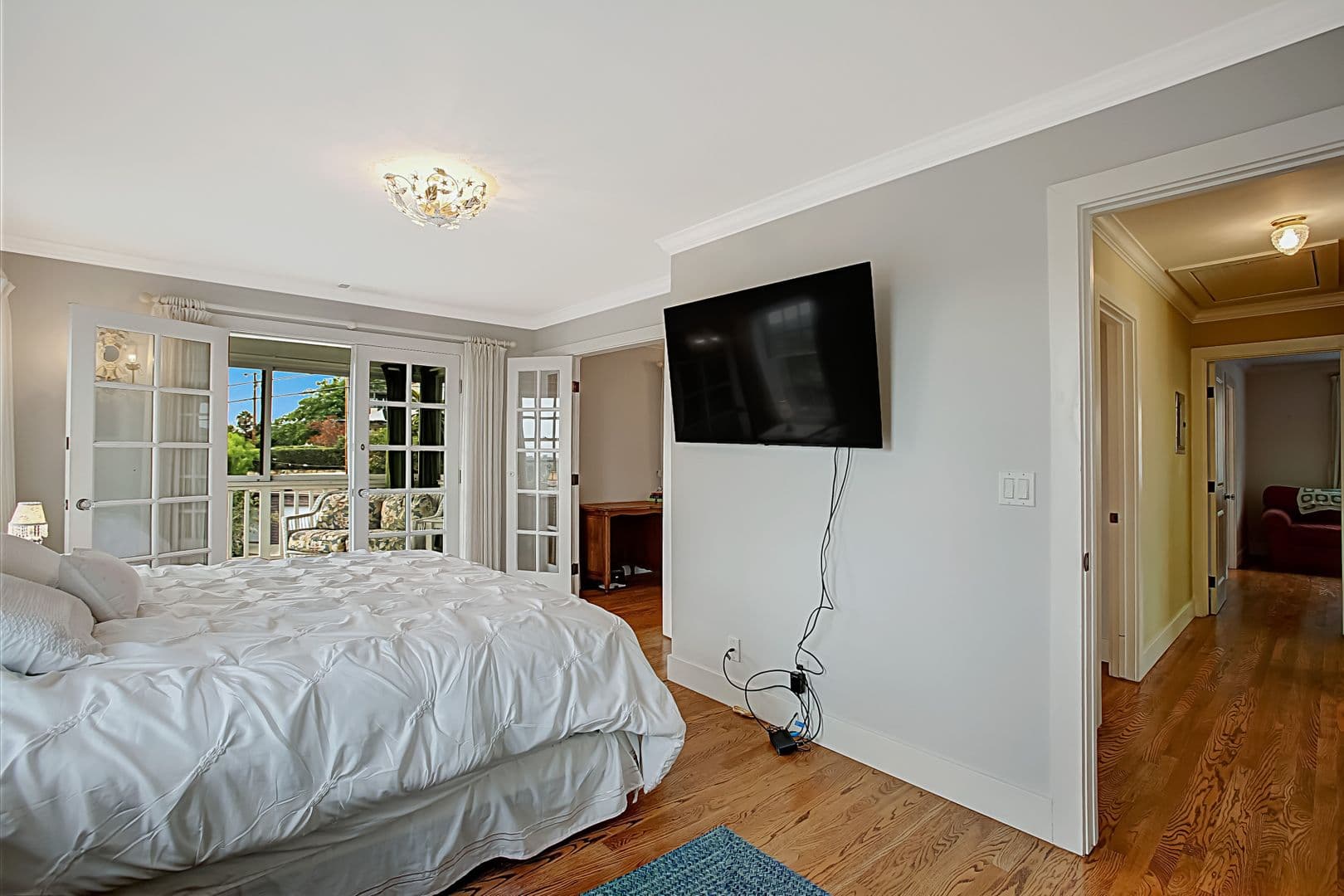 Santa Barbara House: 610 East Pedregosa Street