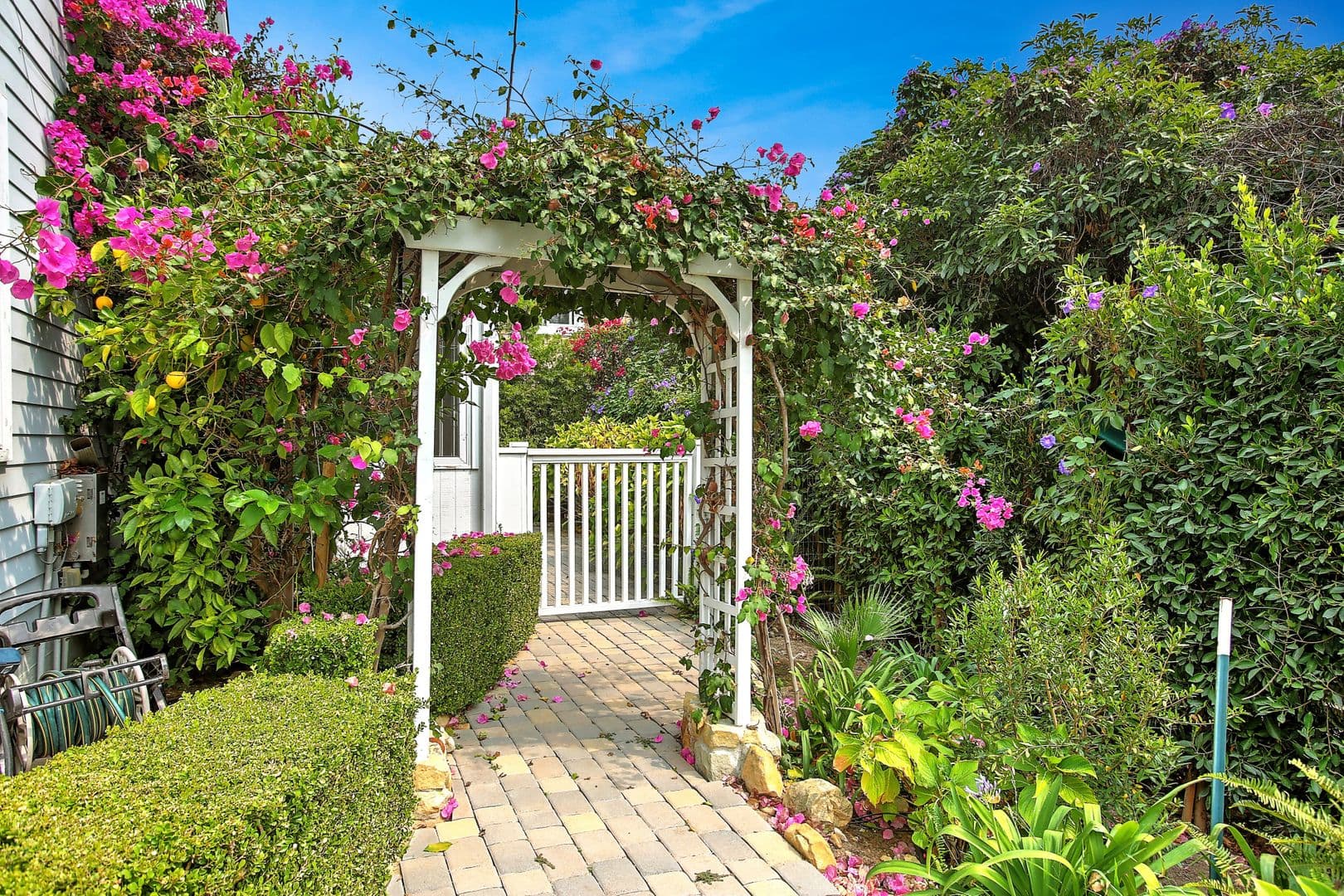 Santa Barbara House: 610 East Pedregosa Street