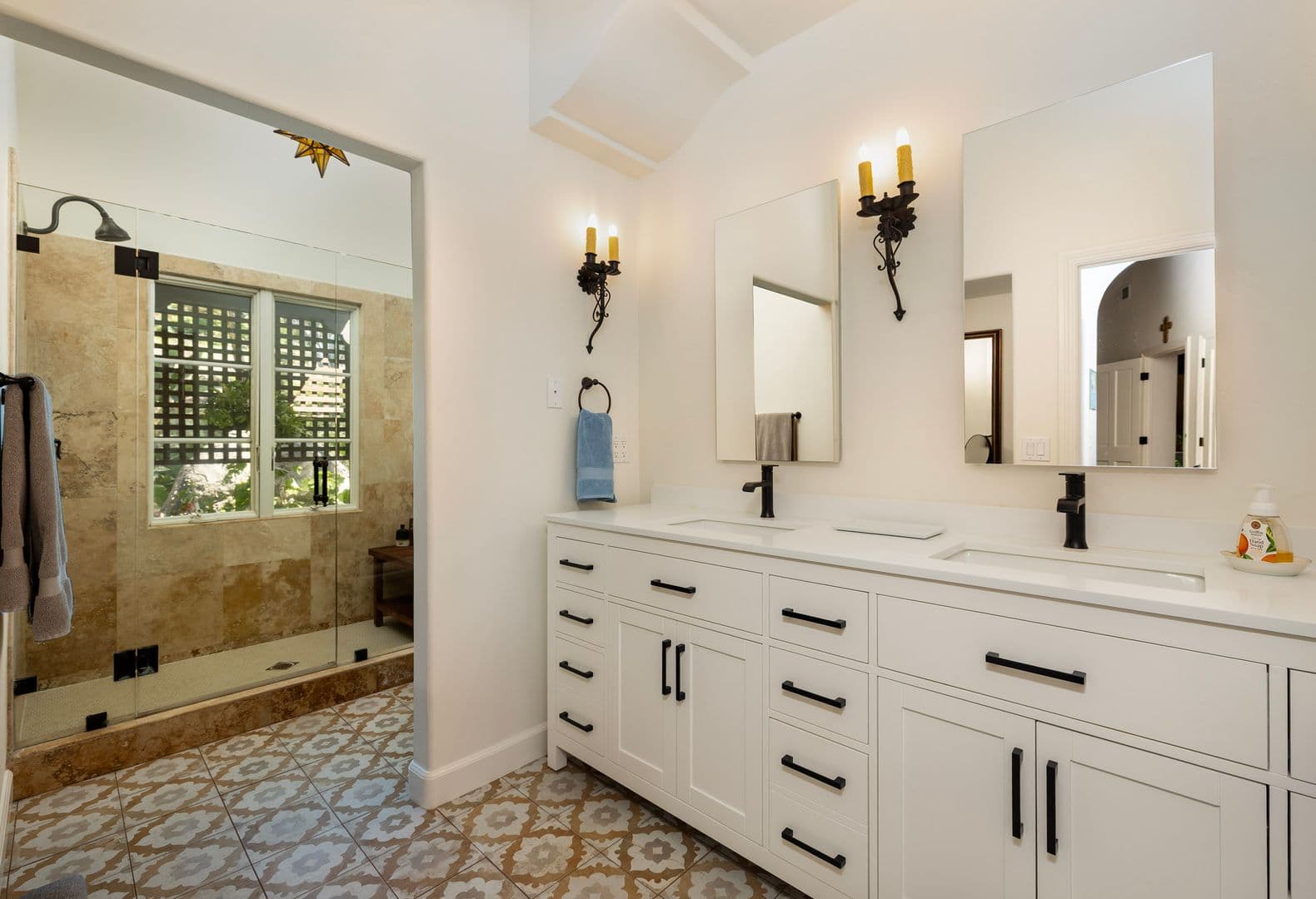 Montecito House: 655 Coyote Road