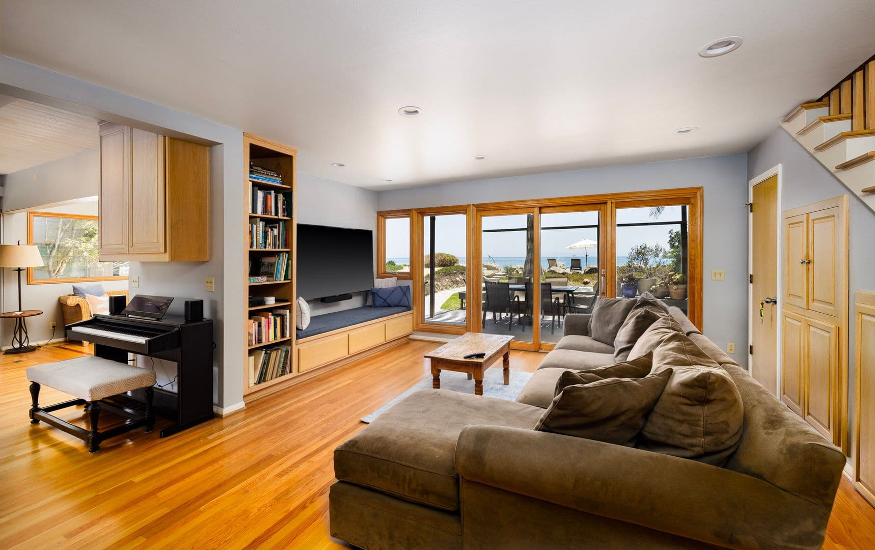 Carpinteria House: 4499 Del Mar Avenue