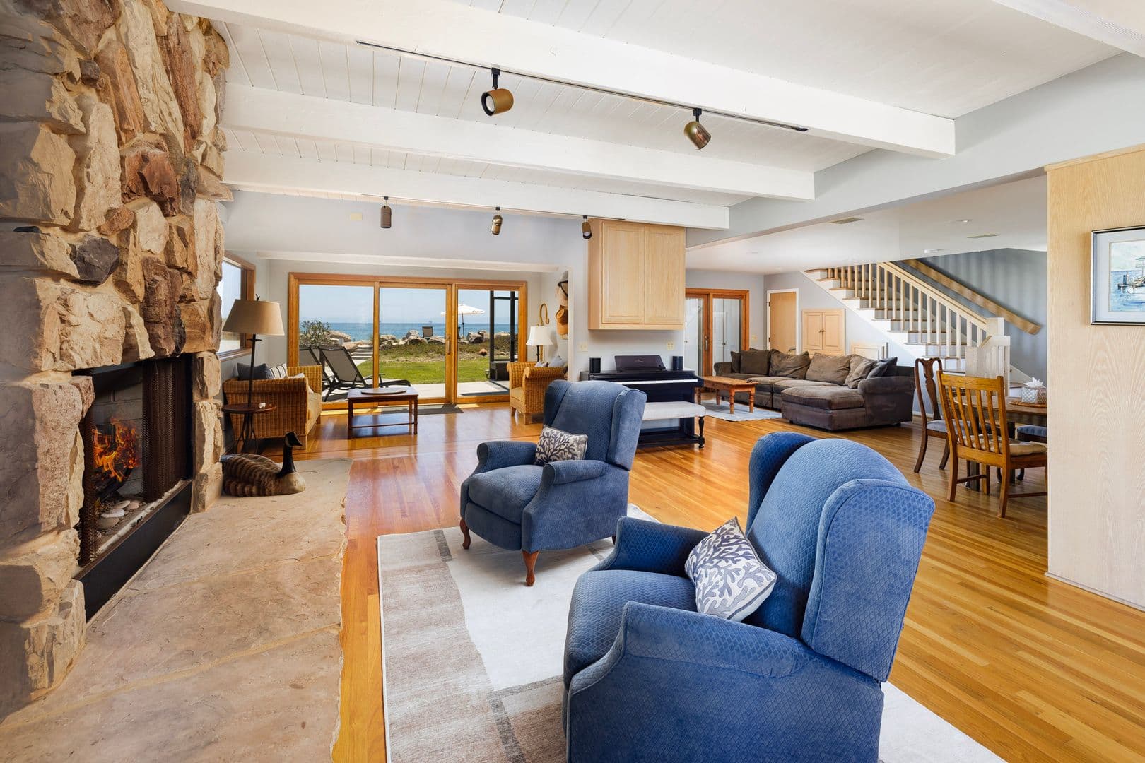 Carpinteria House: 4499 Del Mar Avenue