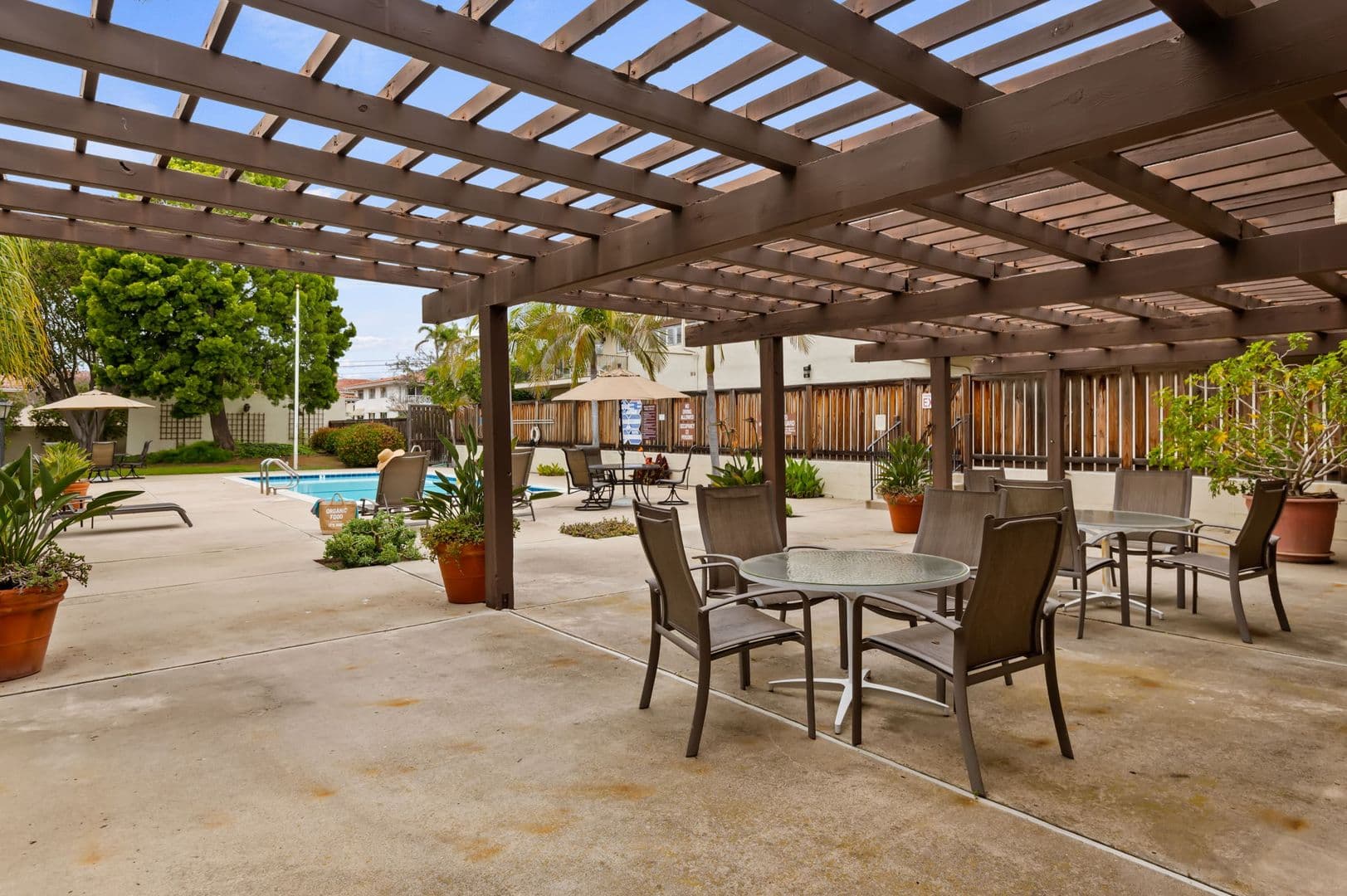Santa Barbara House: 2525 State Street Unit 15