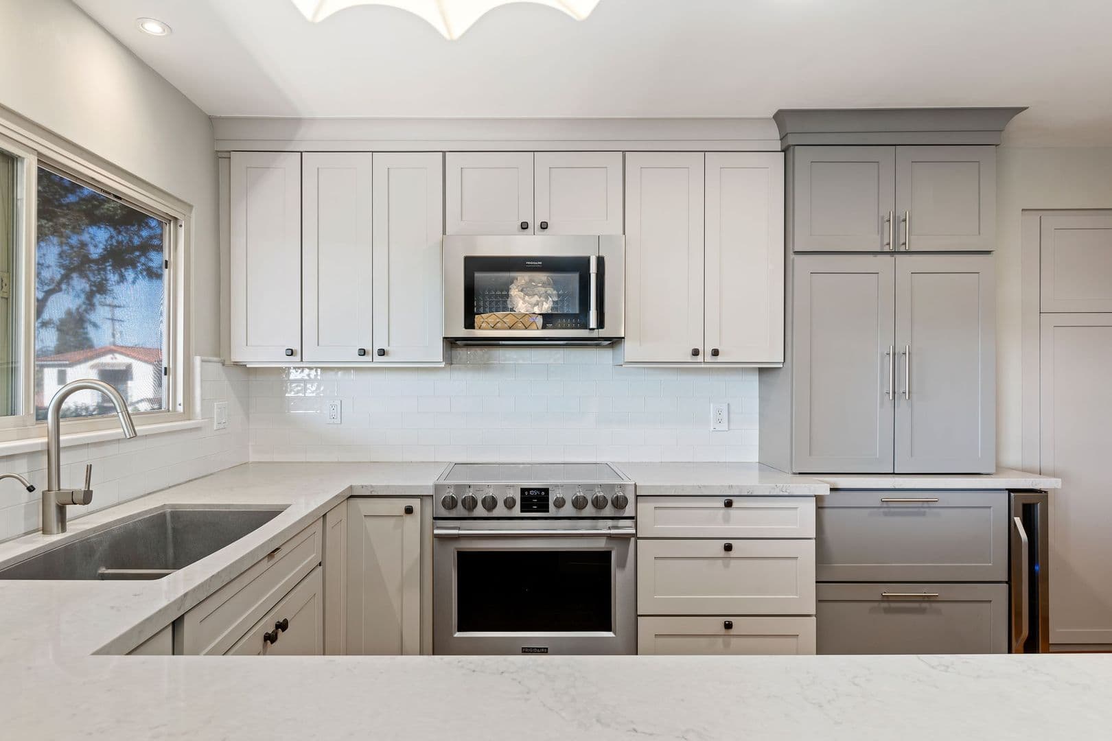Santa Barbara House: 2525 State Street Unit 15