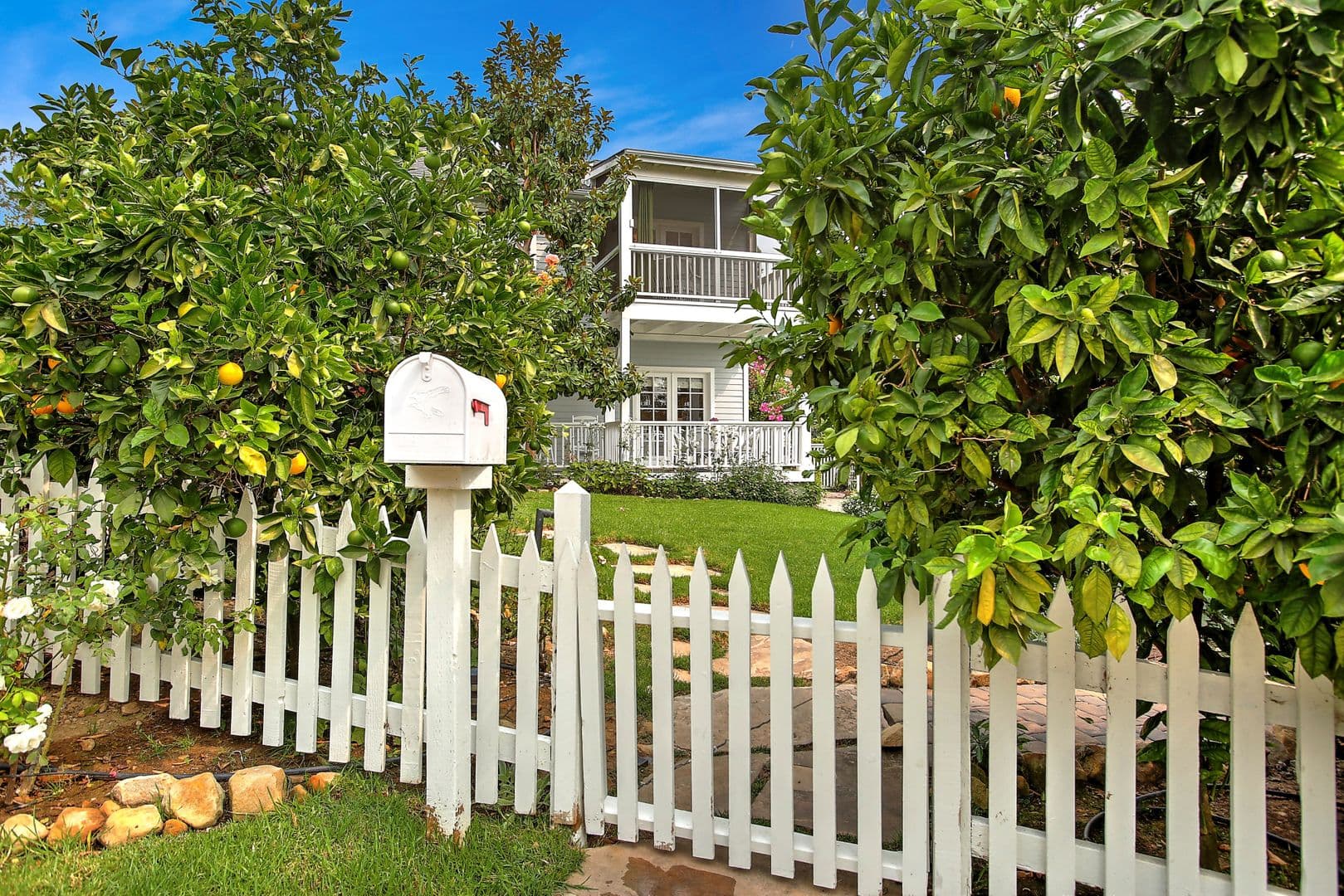 Santa Barbara House: 610 East Pedregosa Street