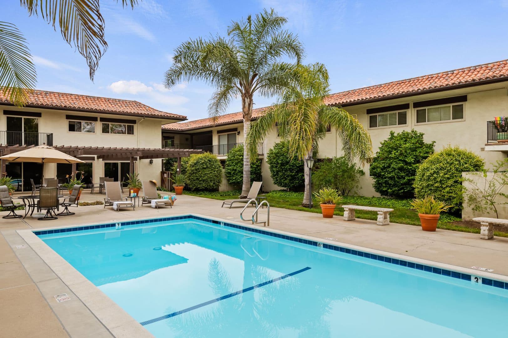 Santa Barbara House: 2525 State Street Unit 15