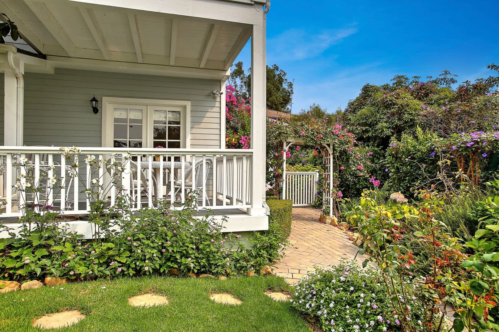 Santa Barbara House: 610 East Pedregosa Street