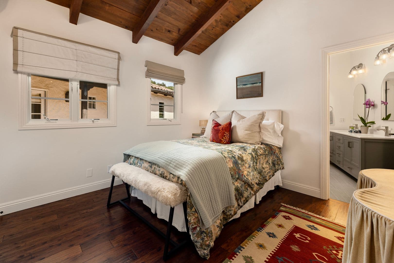 Montecito House: 655 Coyote Road