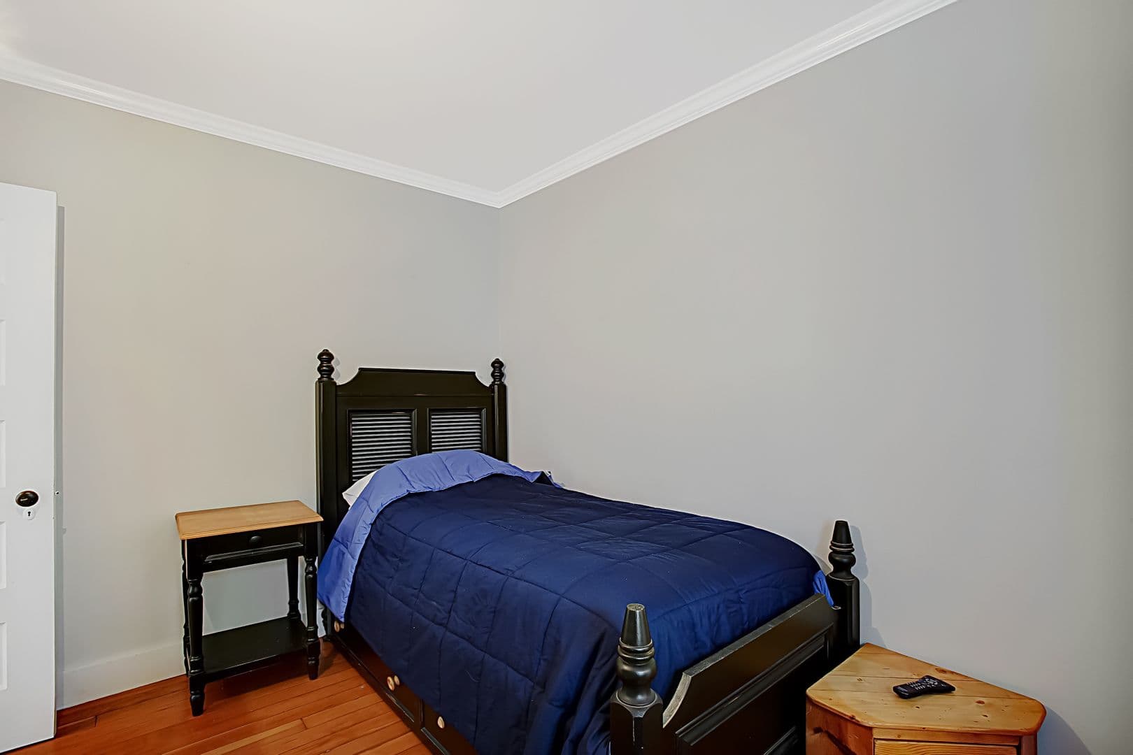 Santa Barbara House: 610 East Pedregosa Street