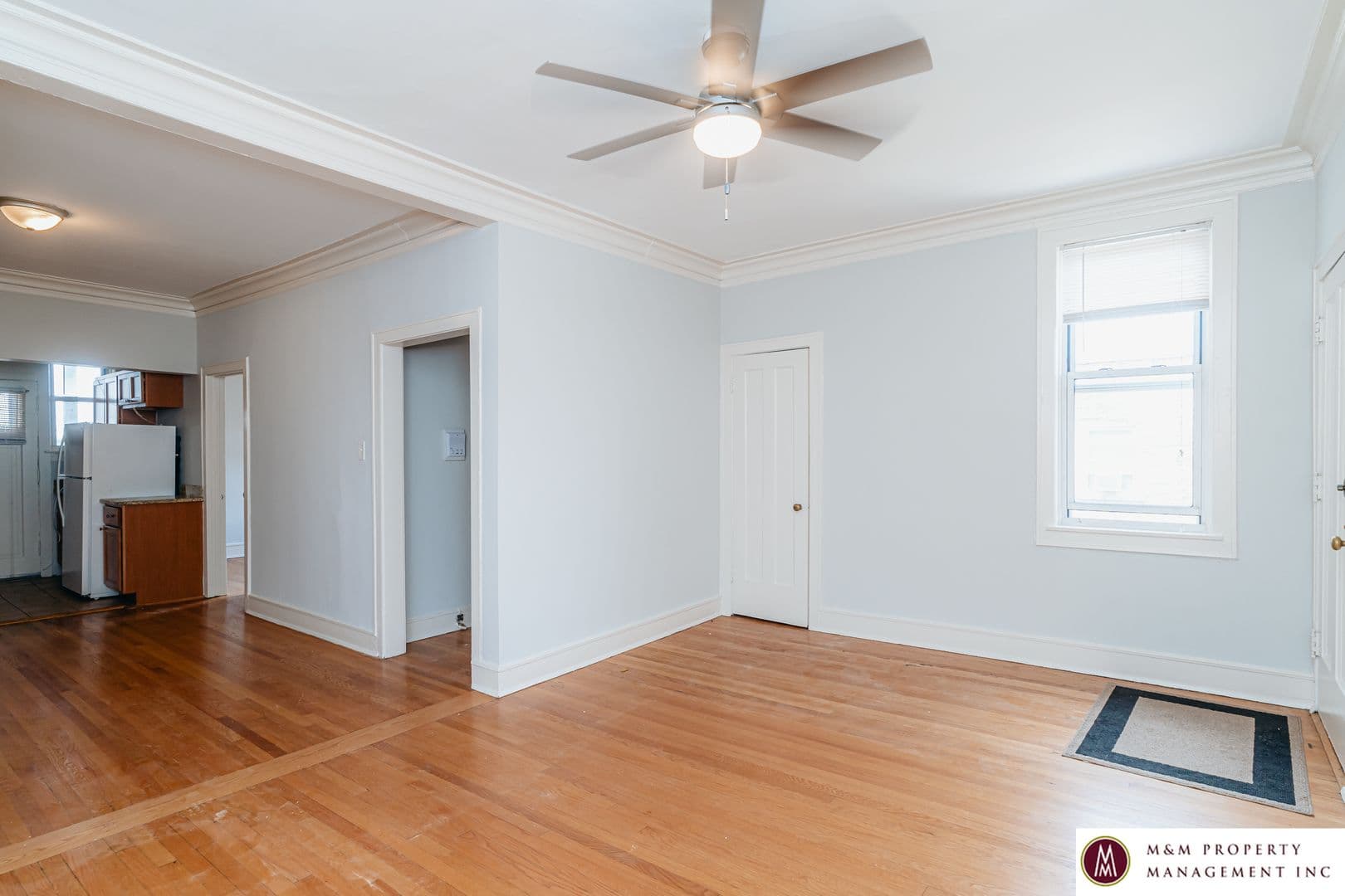 Oak Park Apartment: 440 N Austin Avenue