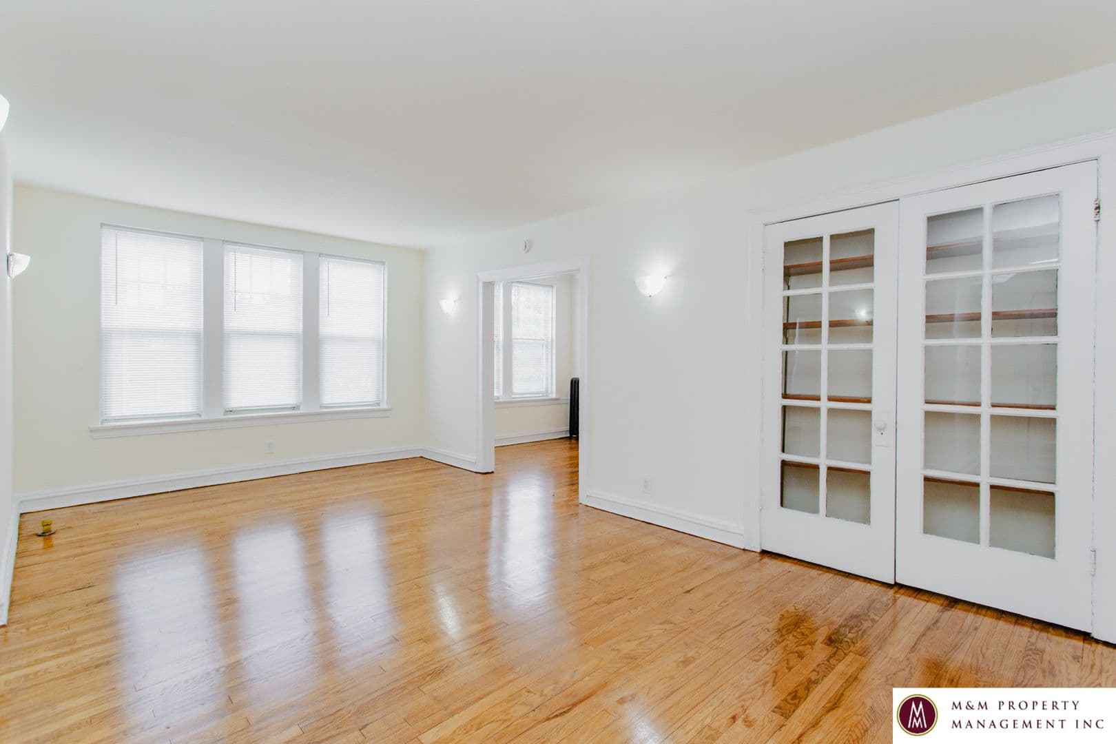 Oak Park Apartment: 437 S. Kenilworth