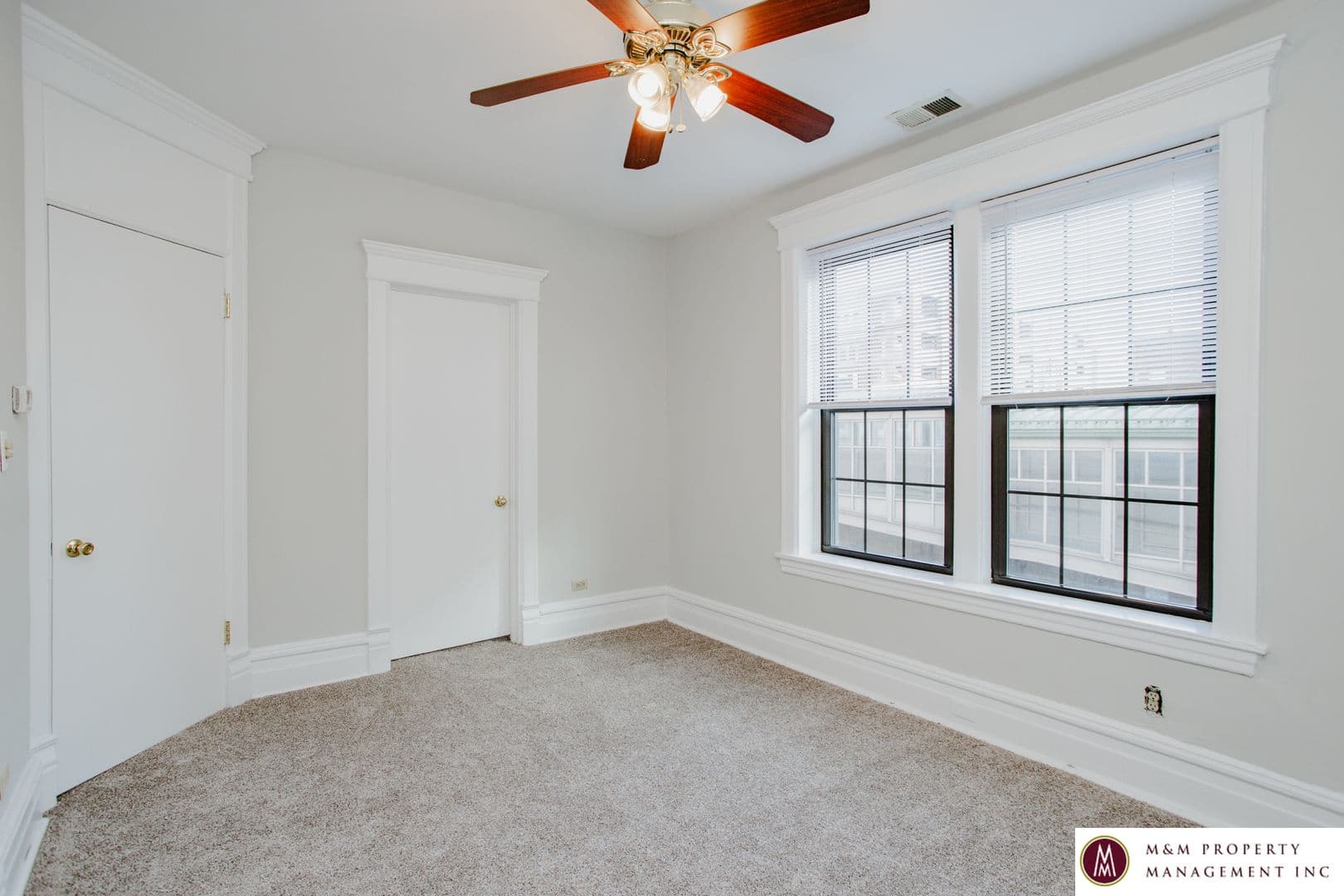 Oak Park Apartment: 101 N. Marion Street