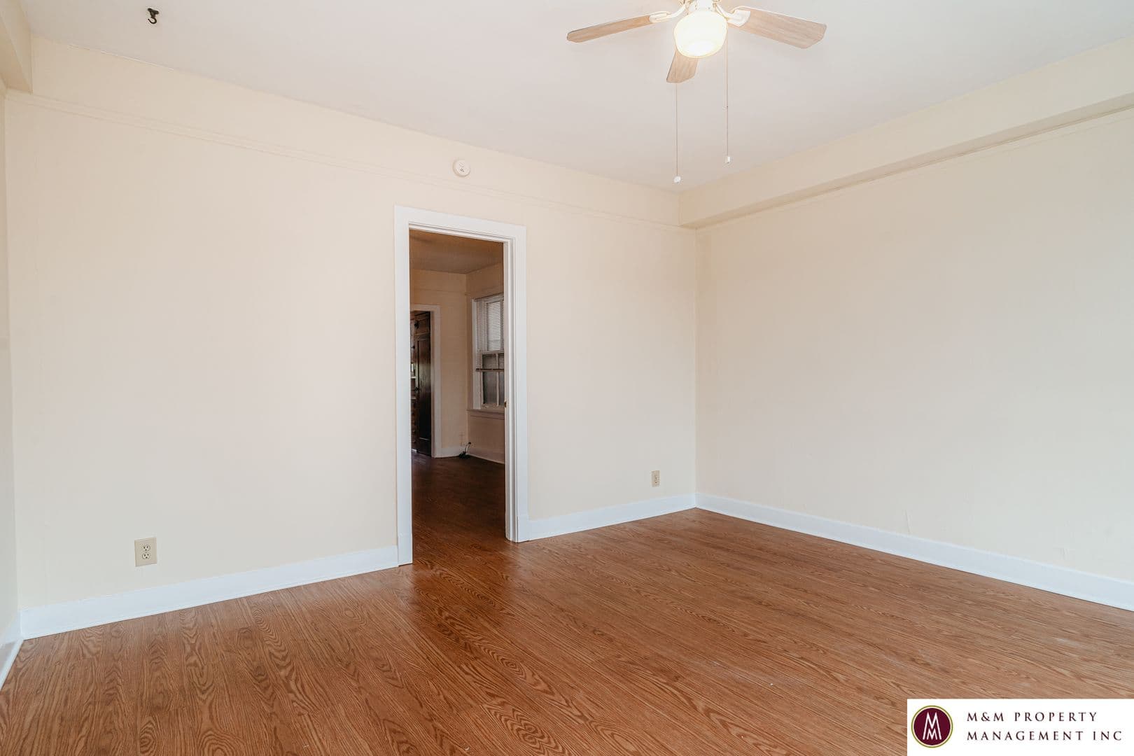 Oak Park Apartment: 817 S. Oak Park Ave.