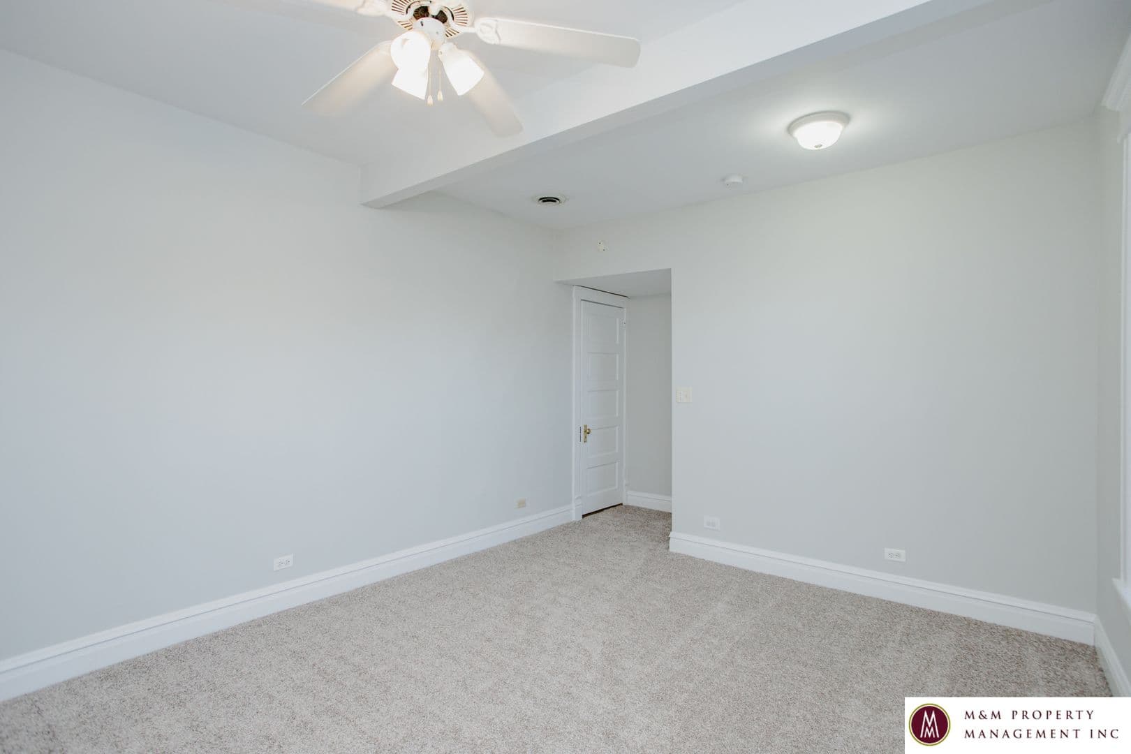 Oak Park Apartment: 101 N. Marion Street