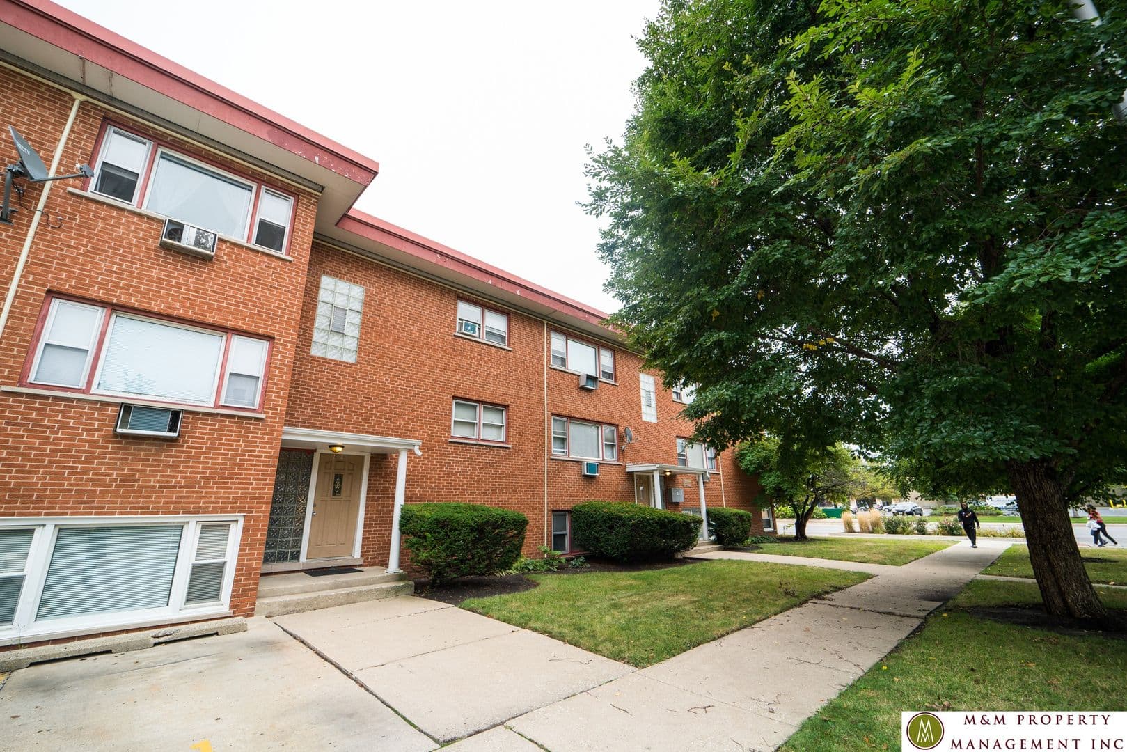 Forest Park Apartment: 1140 S. Dunlop