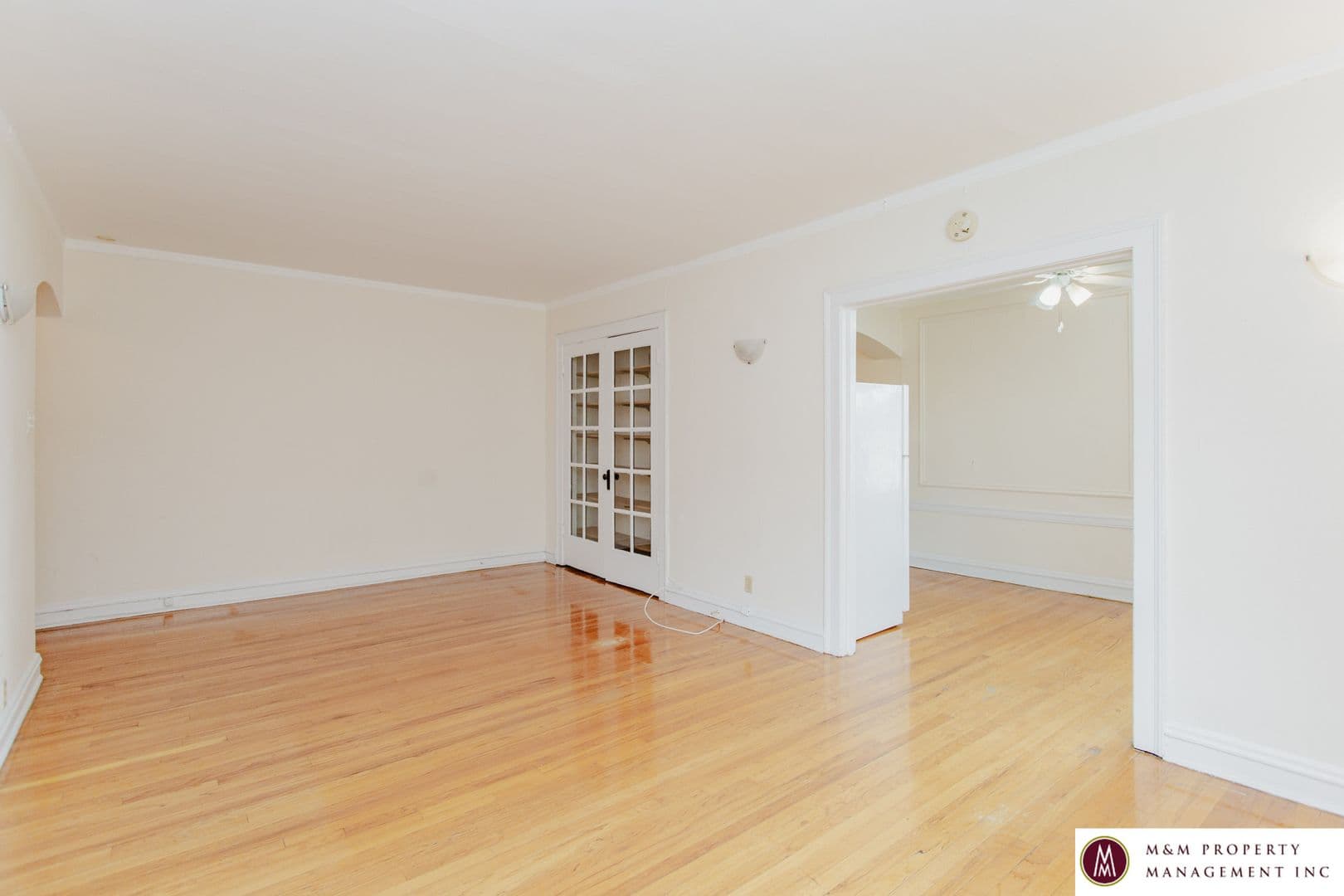 Oak Park Apartment: 437 S. Kenilworth