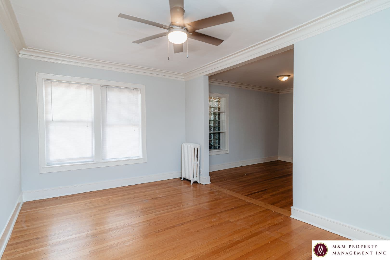 Oak Park Apartment: 440 N Austin Avenue