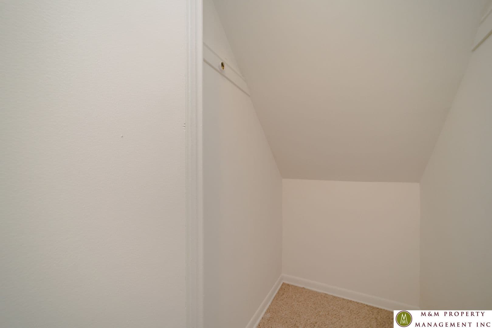 Forest Park Apartment: 1140 S. Dunlop