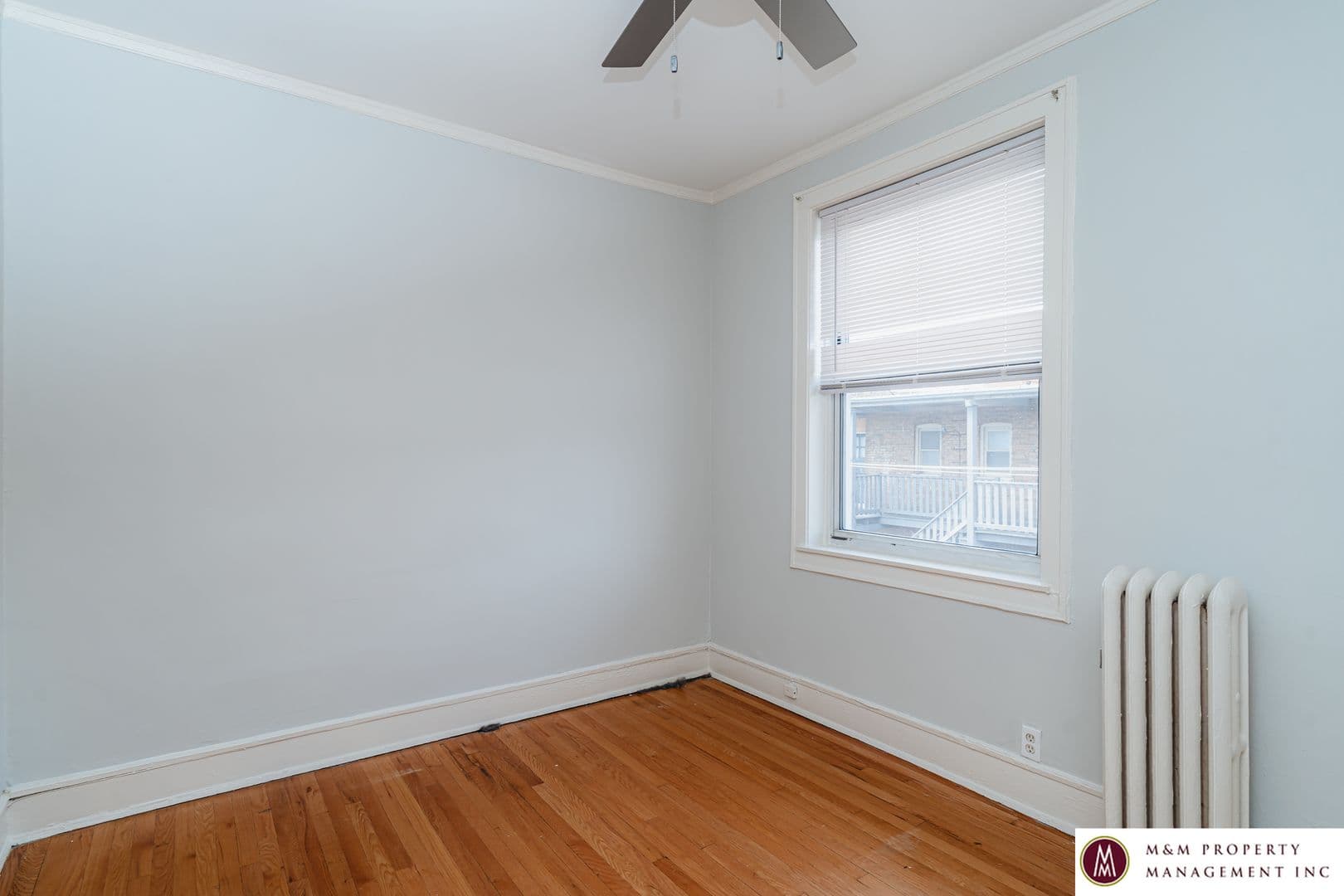 Oak Park Apartment: 440 N Austin Avenue