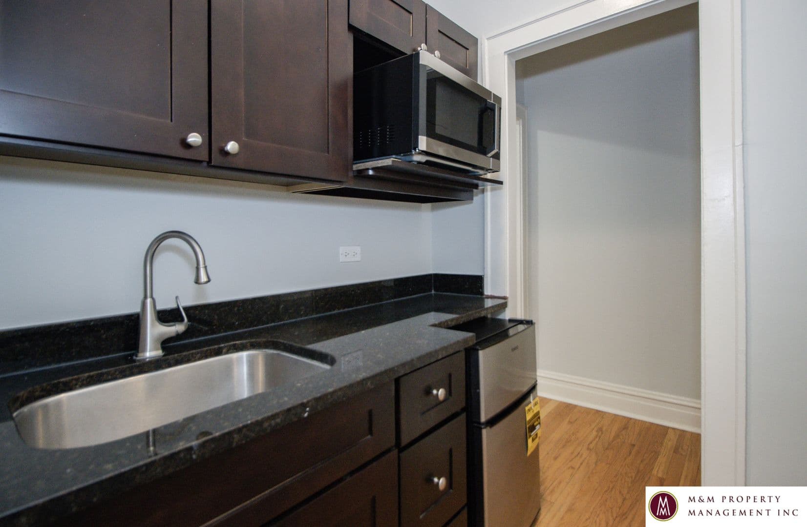 Oak Park Apartment: 1000 North Blvd