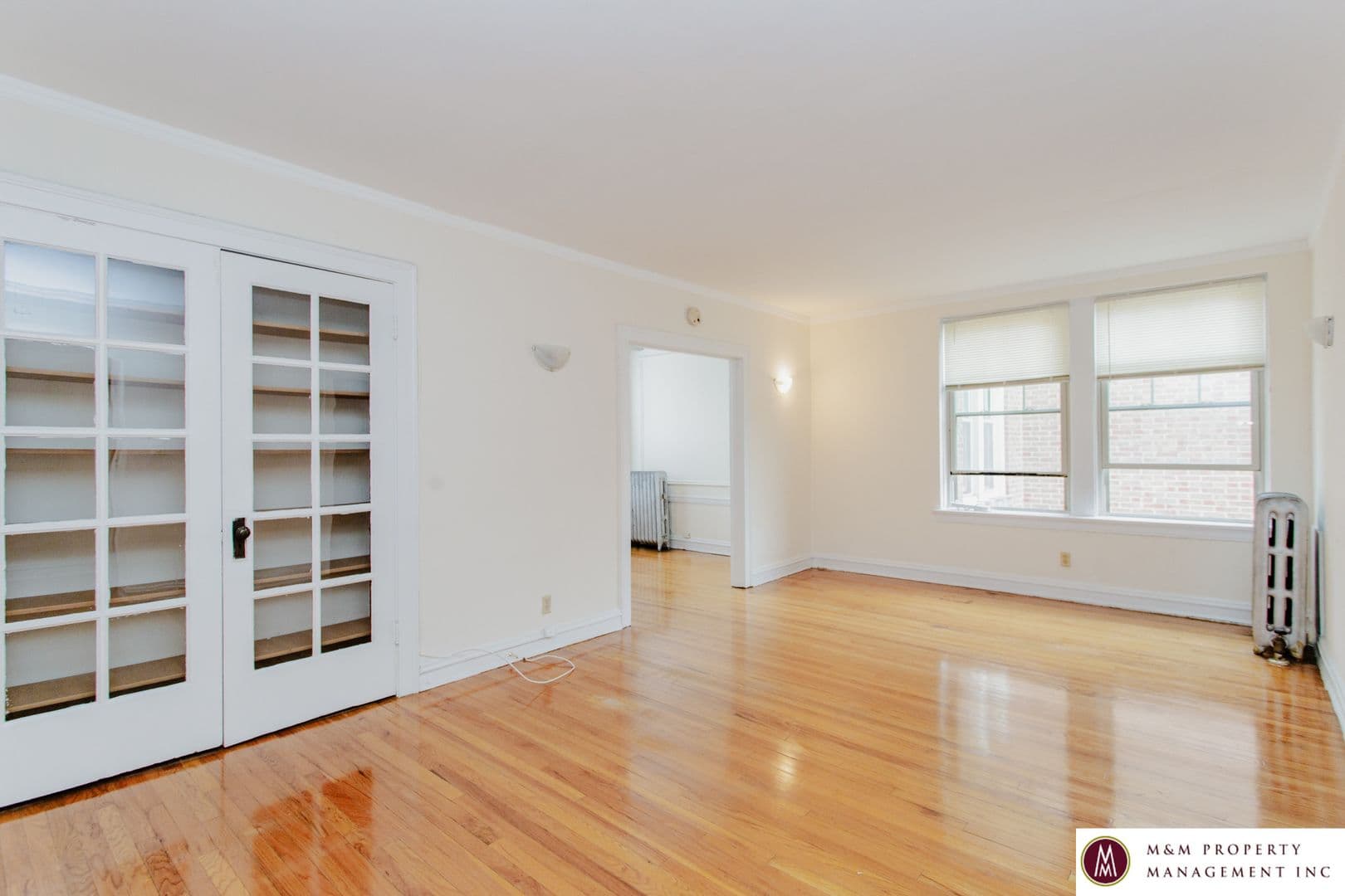 Oak Park Apartment: 437 S. Kenilworth