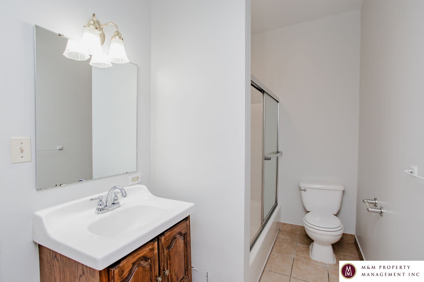 Oak Park Apartment: 101 N. Marion Street