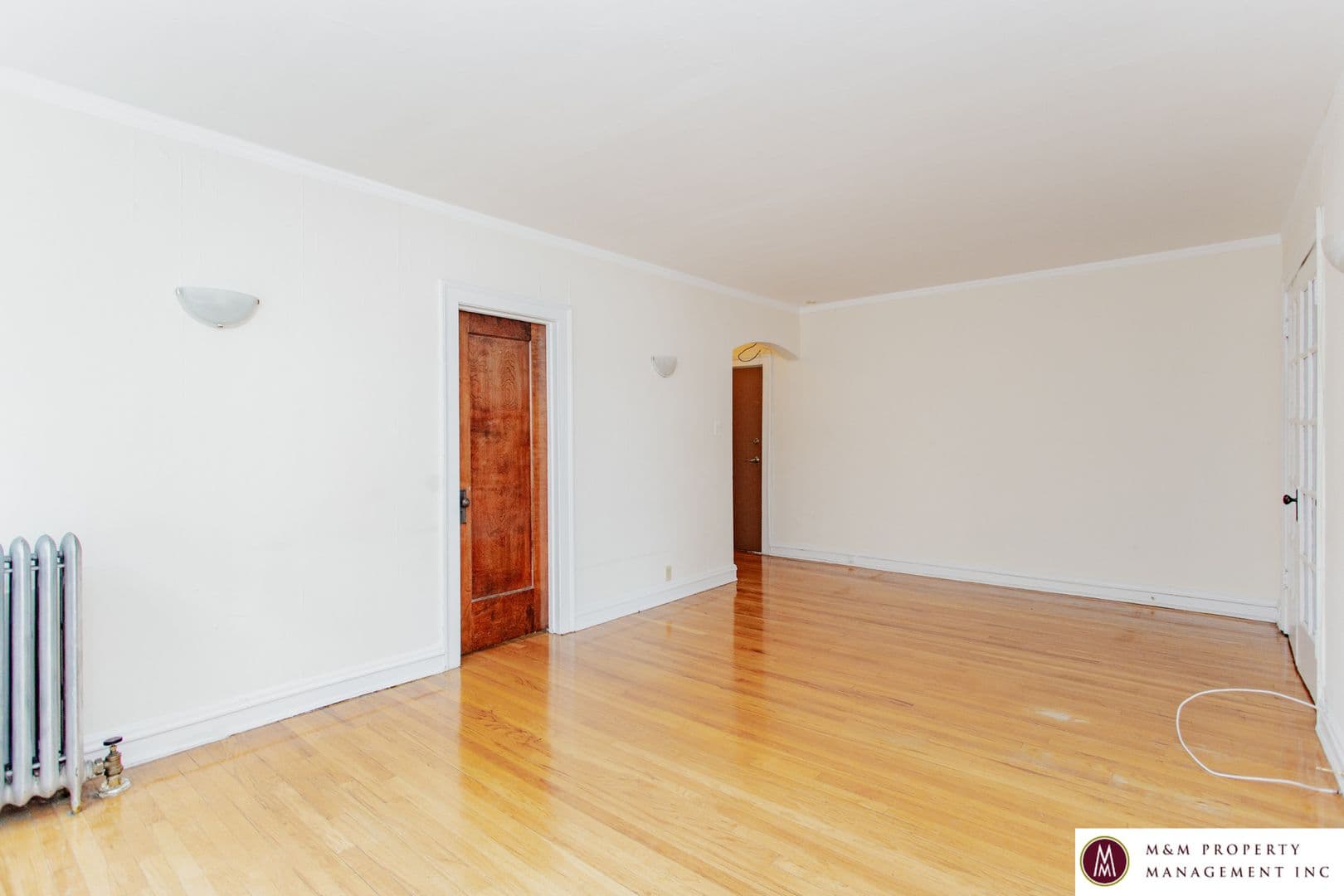 Oak Park Apartment: 437 S. Kenilworth