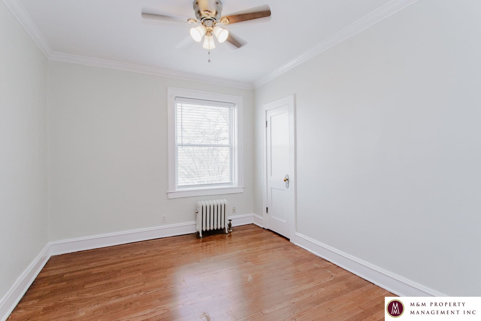 Oak Park Apartment: 628 Harrison