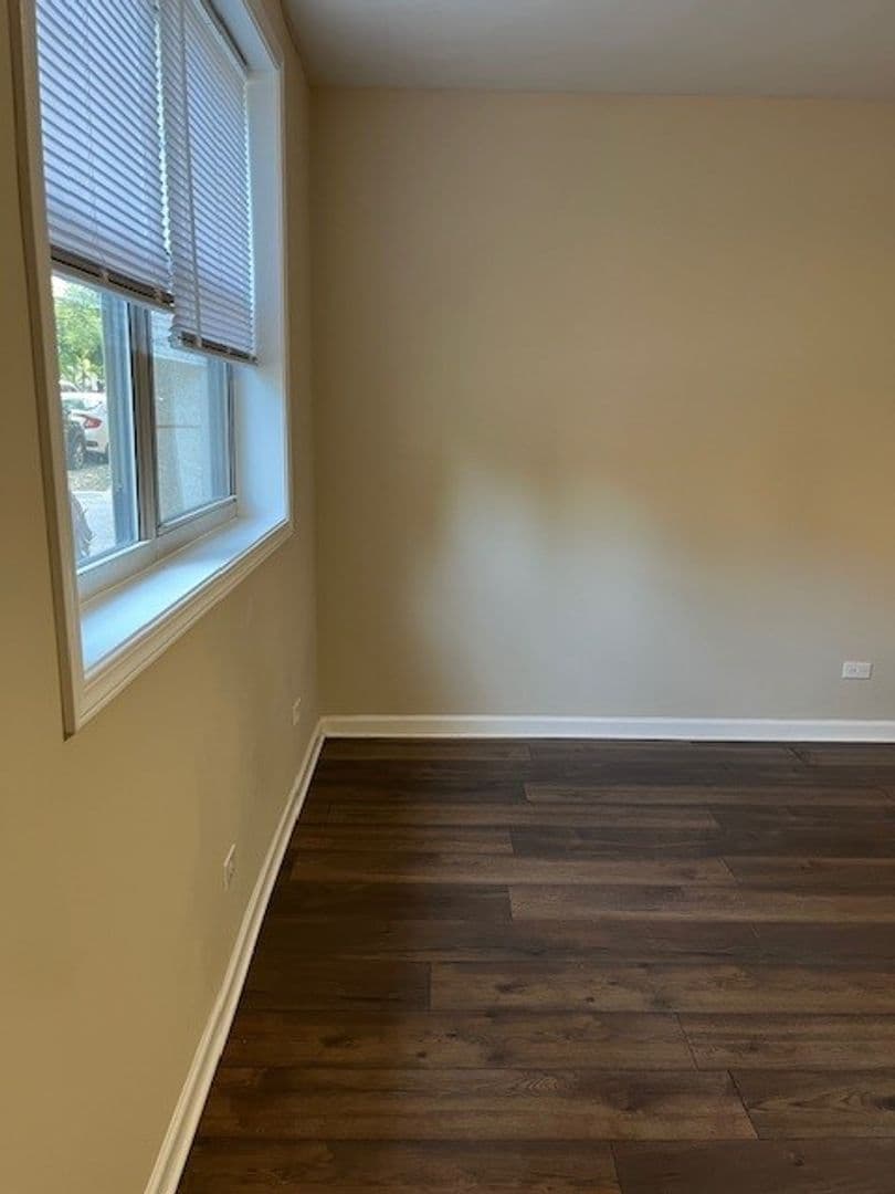 Oak Park Apartment: 1116 Washington BLVD