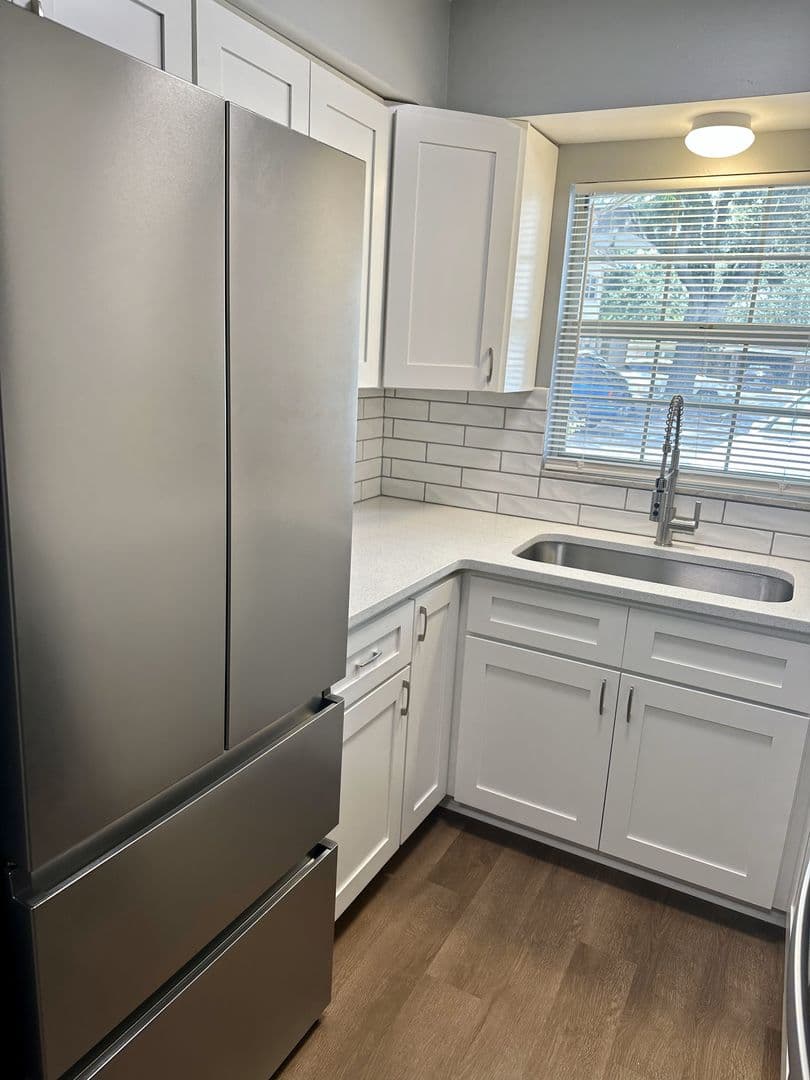 Largo Apartment: 1500 West Bay Drive
