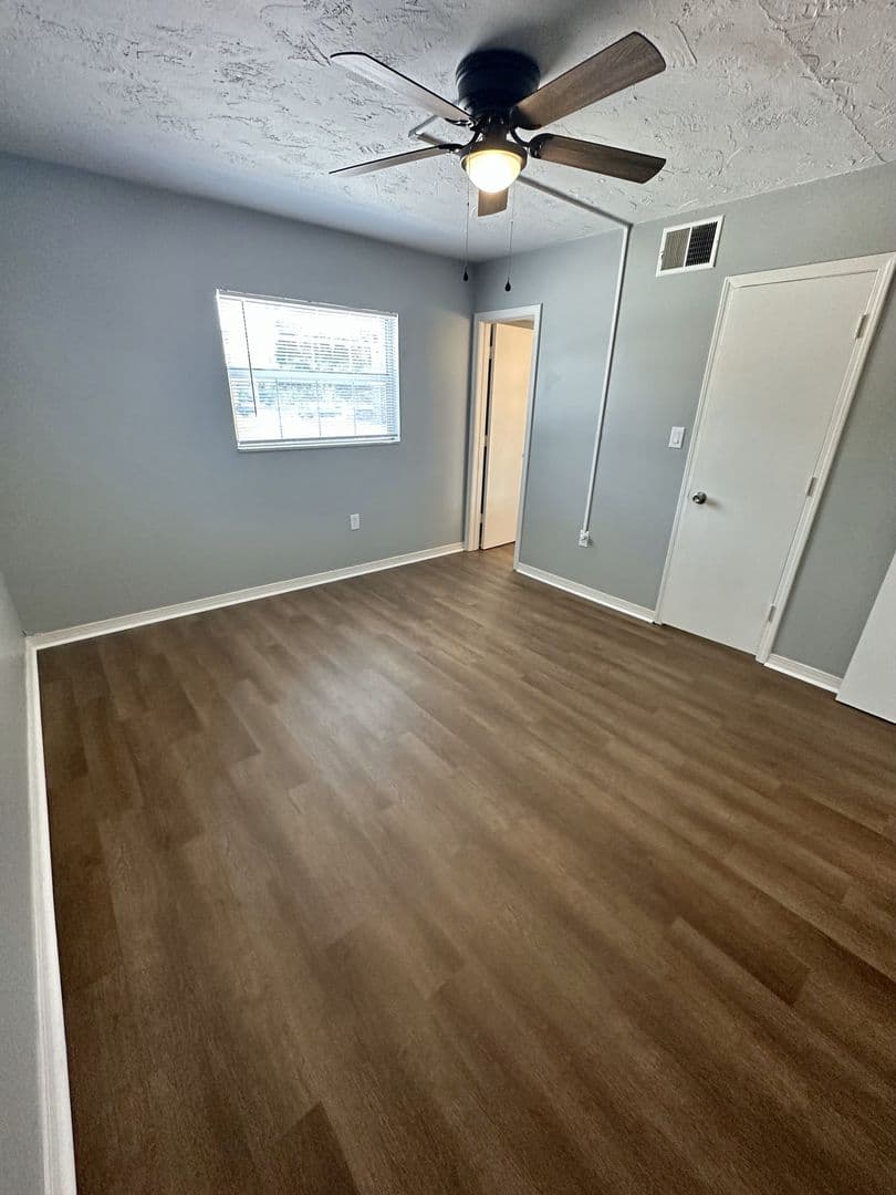 Largo Apartment: 1500 West Bay Drive