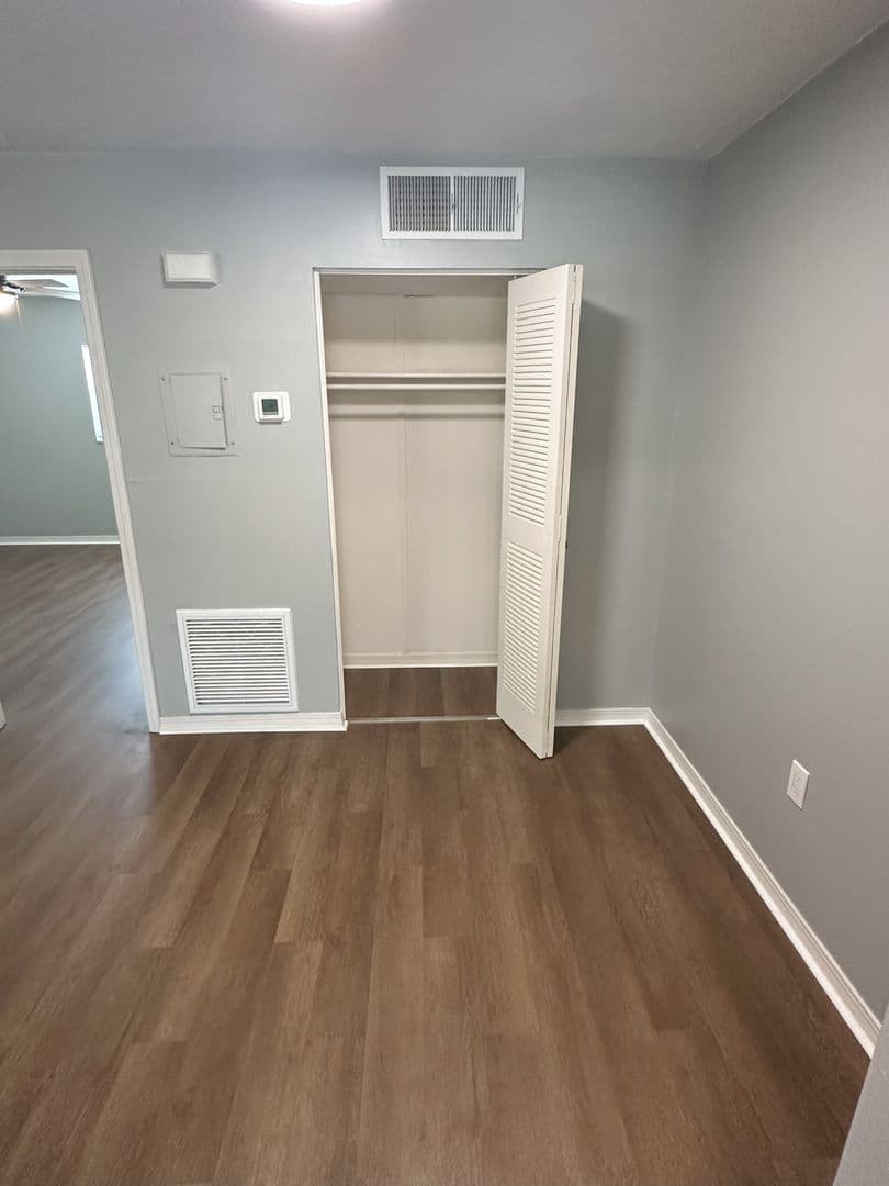 Largo Apartment: 1500 West Bay Drive