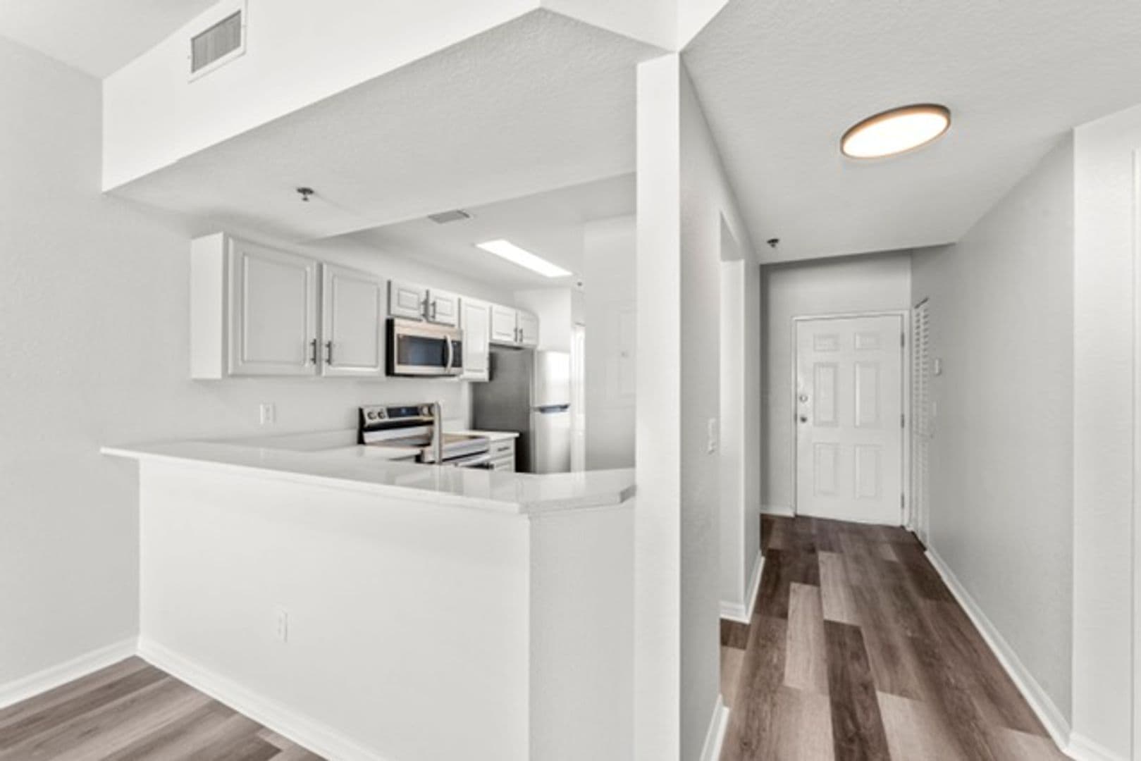 Daytona Beach Shores Apartment: 100 Browning Ave