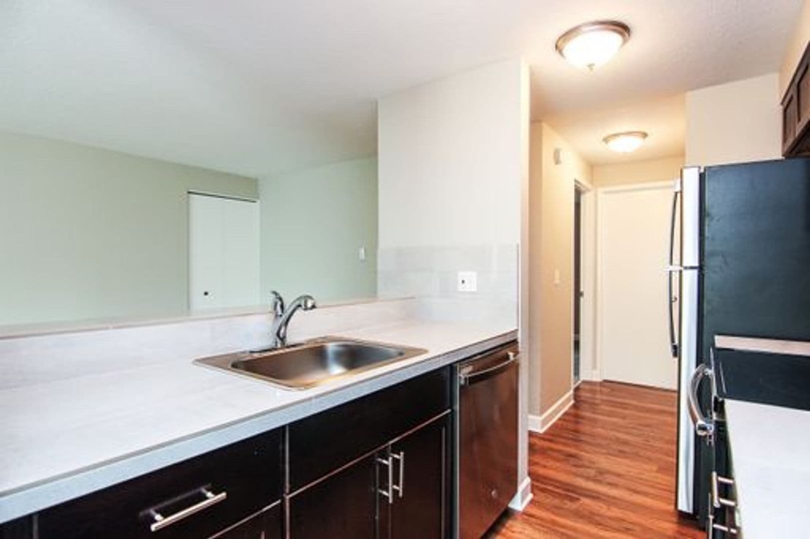 Portland Apartment: 7938-7960 SW 35th Ave