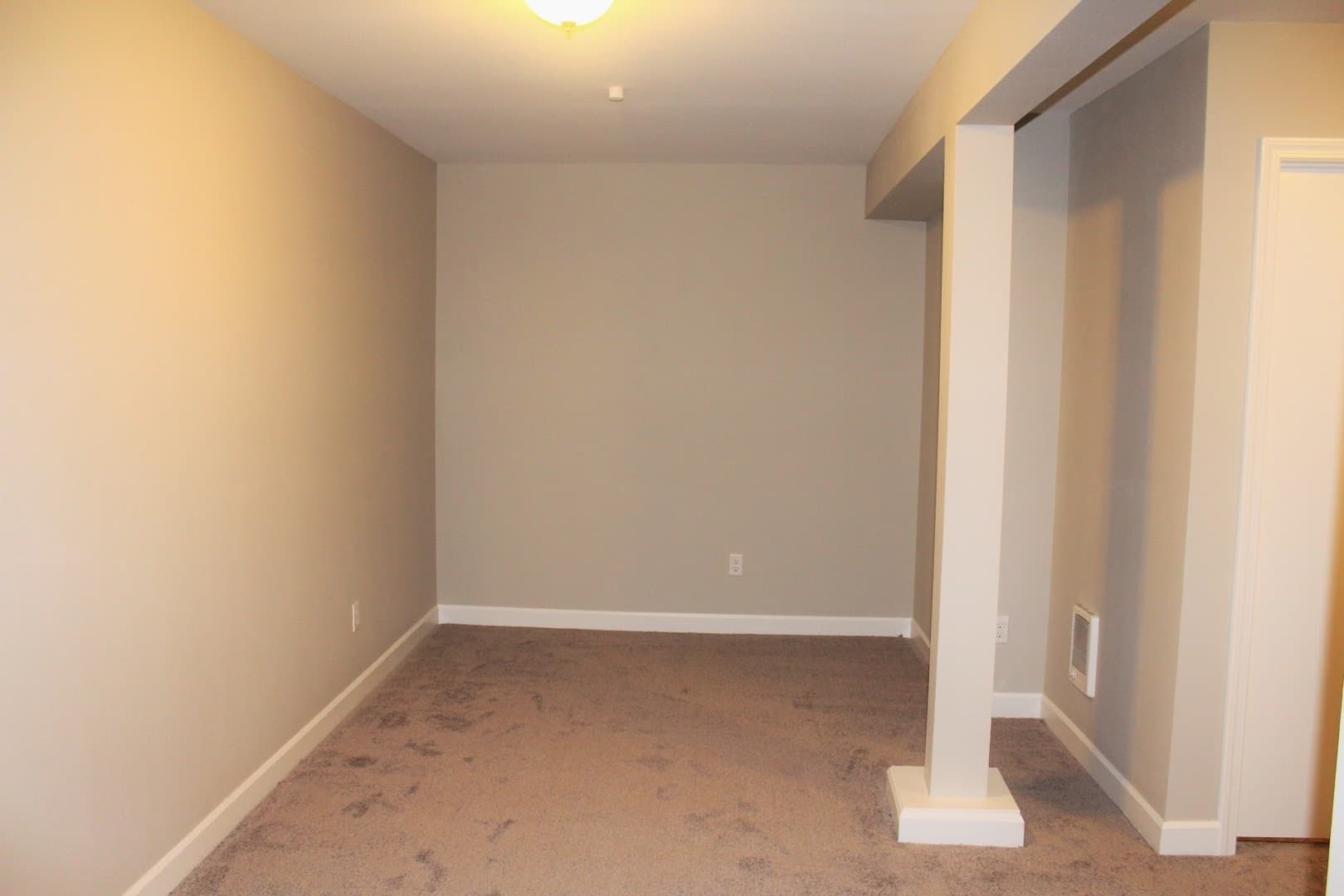 Portland Apartment: 2314 - 2318 NE Multnomah St.