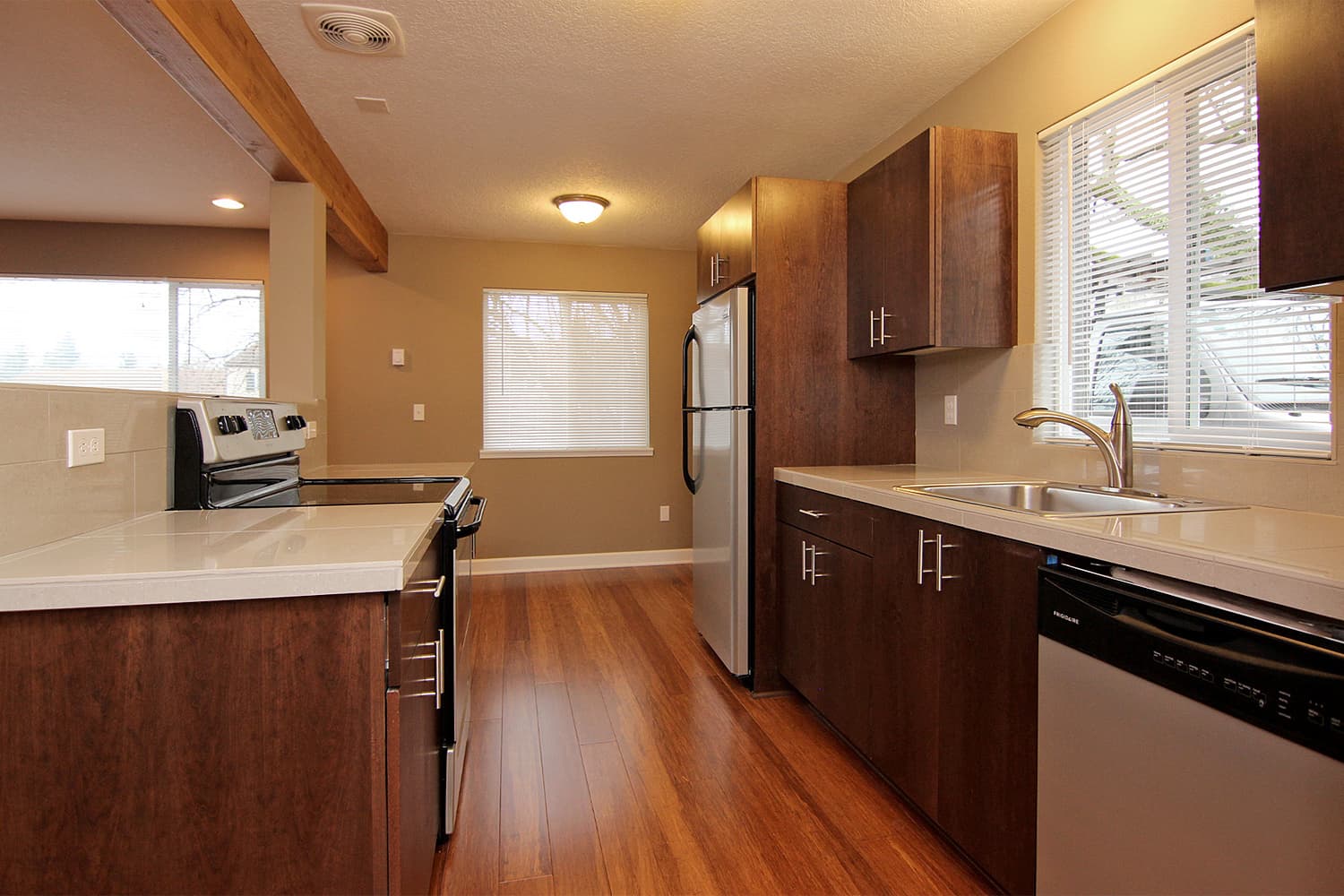Portland Apartment: 7350 SW Barbur Blvd.