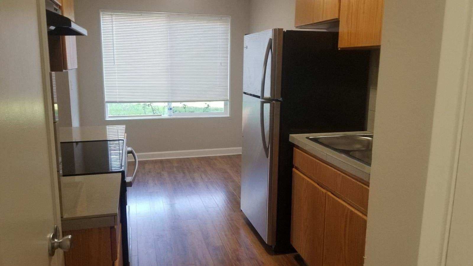 McMinnville Apartment: 550 SW Edmunston St.