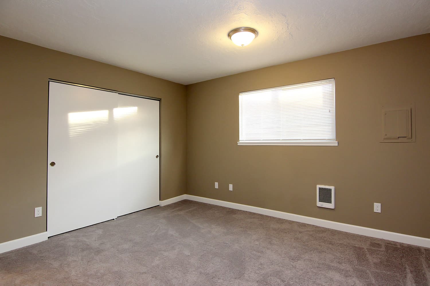 Portland Apartment: 7350 SW Barbur Blvd.