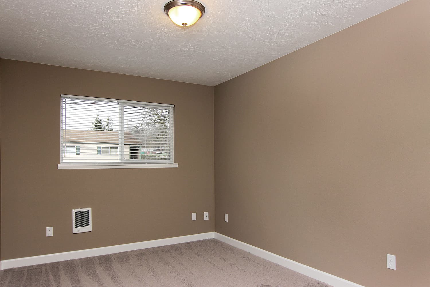 Portland Apartment: 7350 SW Barbur Blvd.