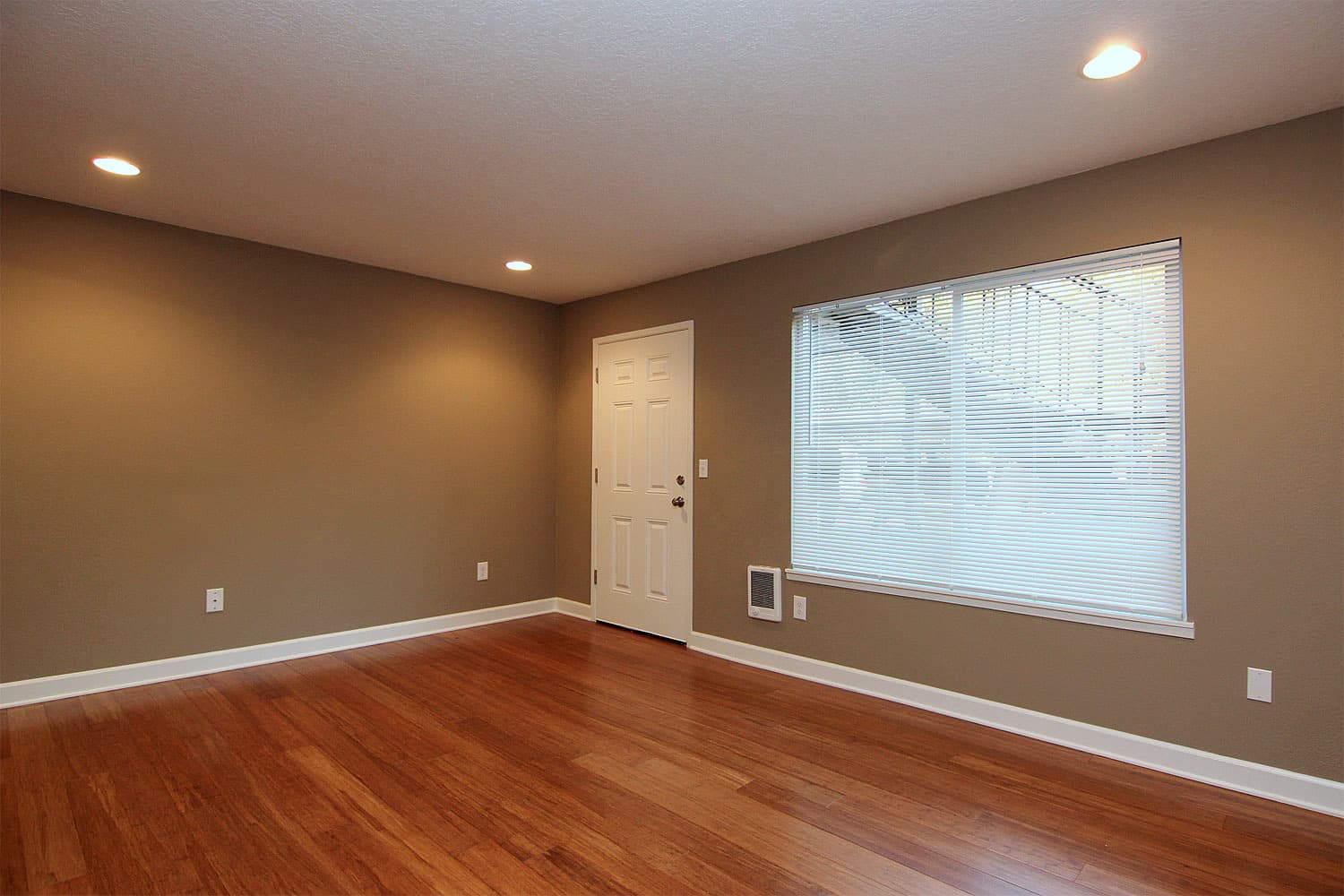 Portland Apartment: 7350 SW Barbur Blvd.