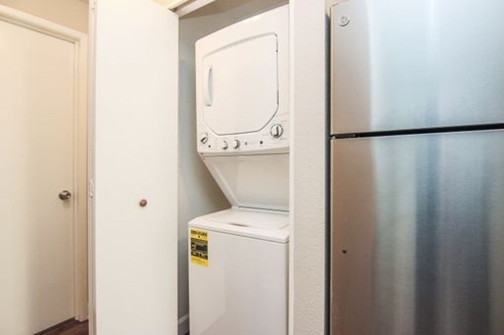 Portland Apartment: 7938-7960 SW 35th Ave