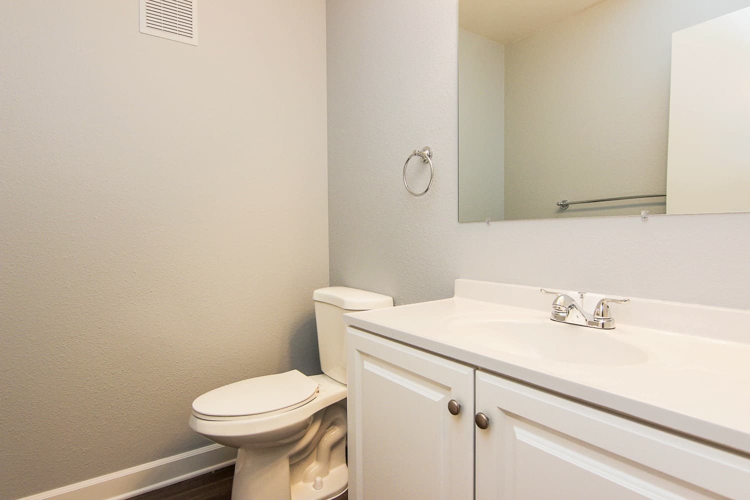 Beaverton Apartment: 4900 SW 170th Ave
